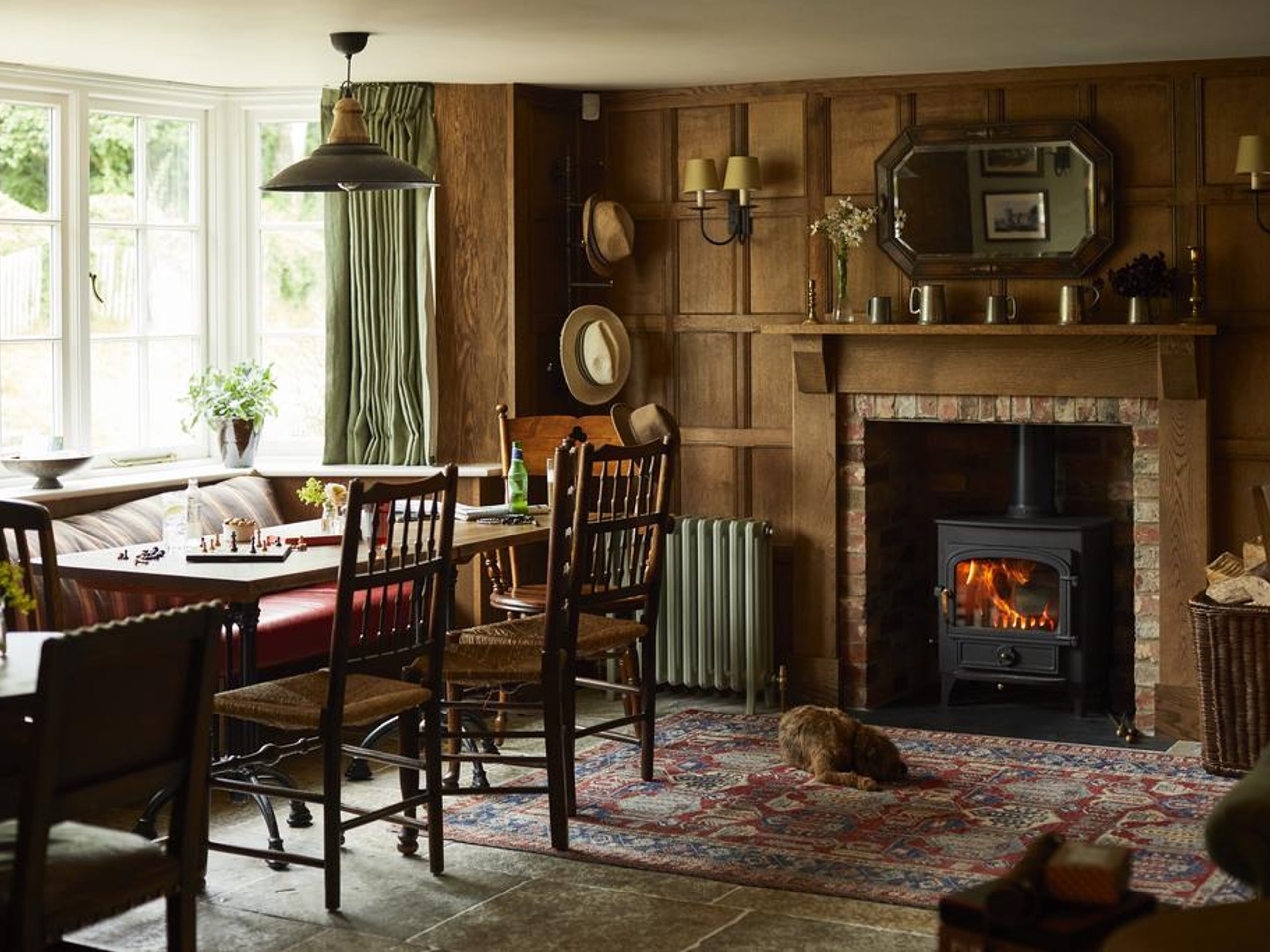 Crown and Anchor - Marlborough