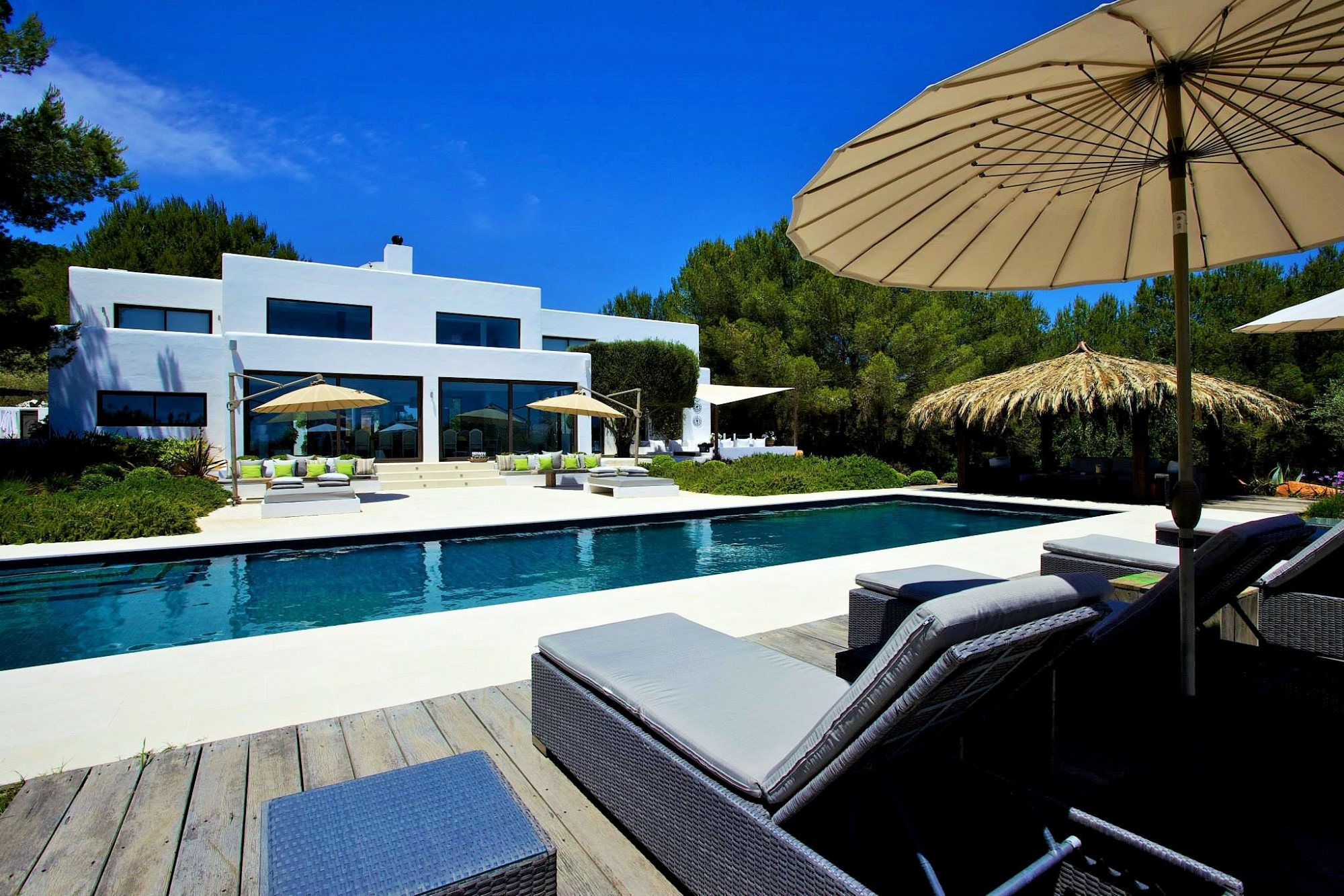 The White Villa