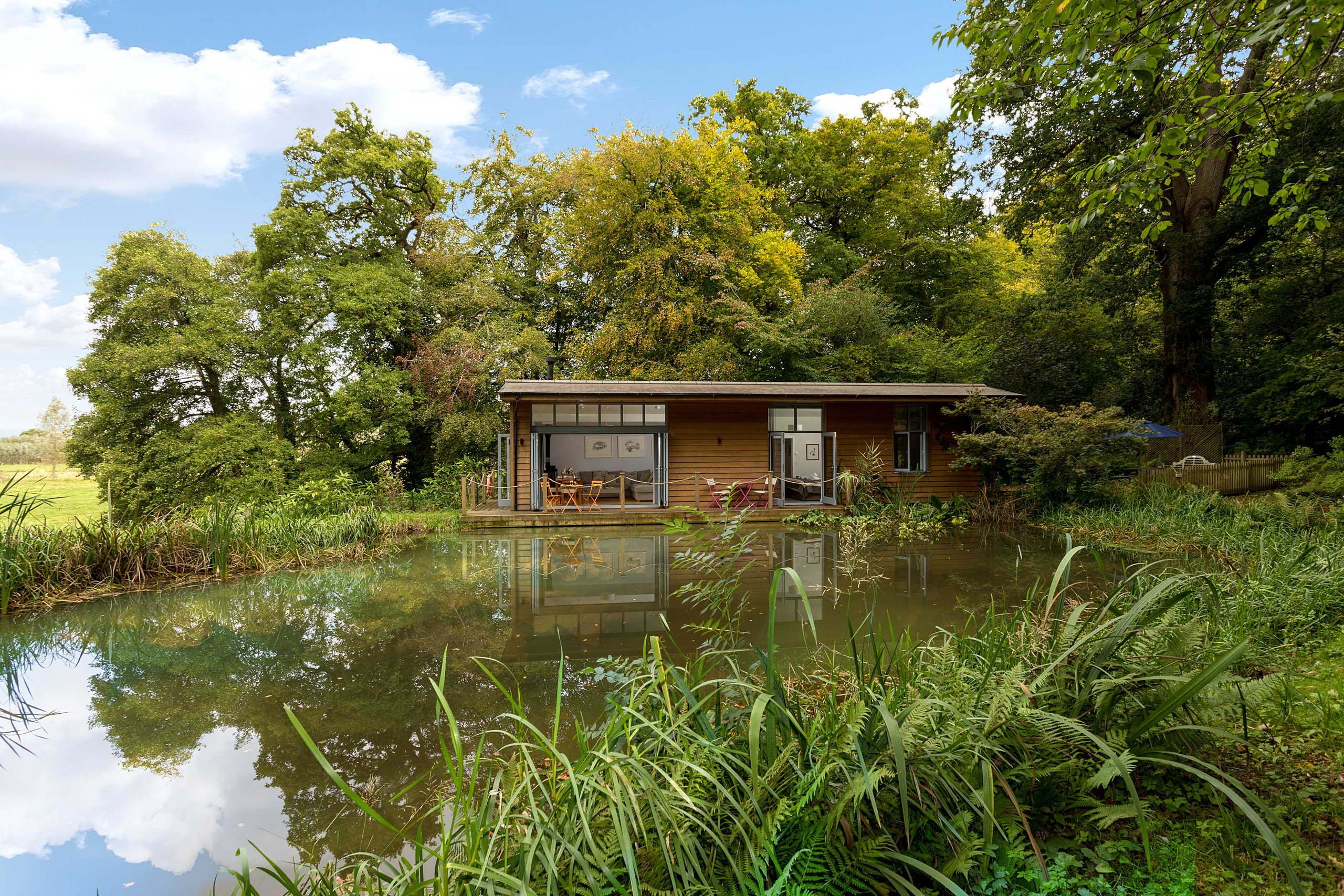 Riverside Lodge