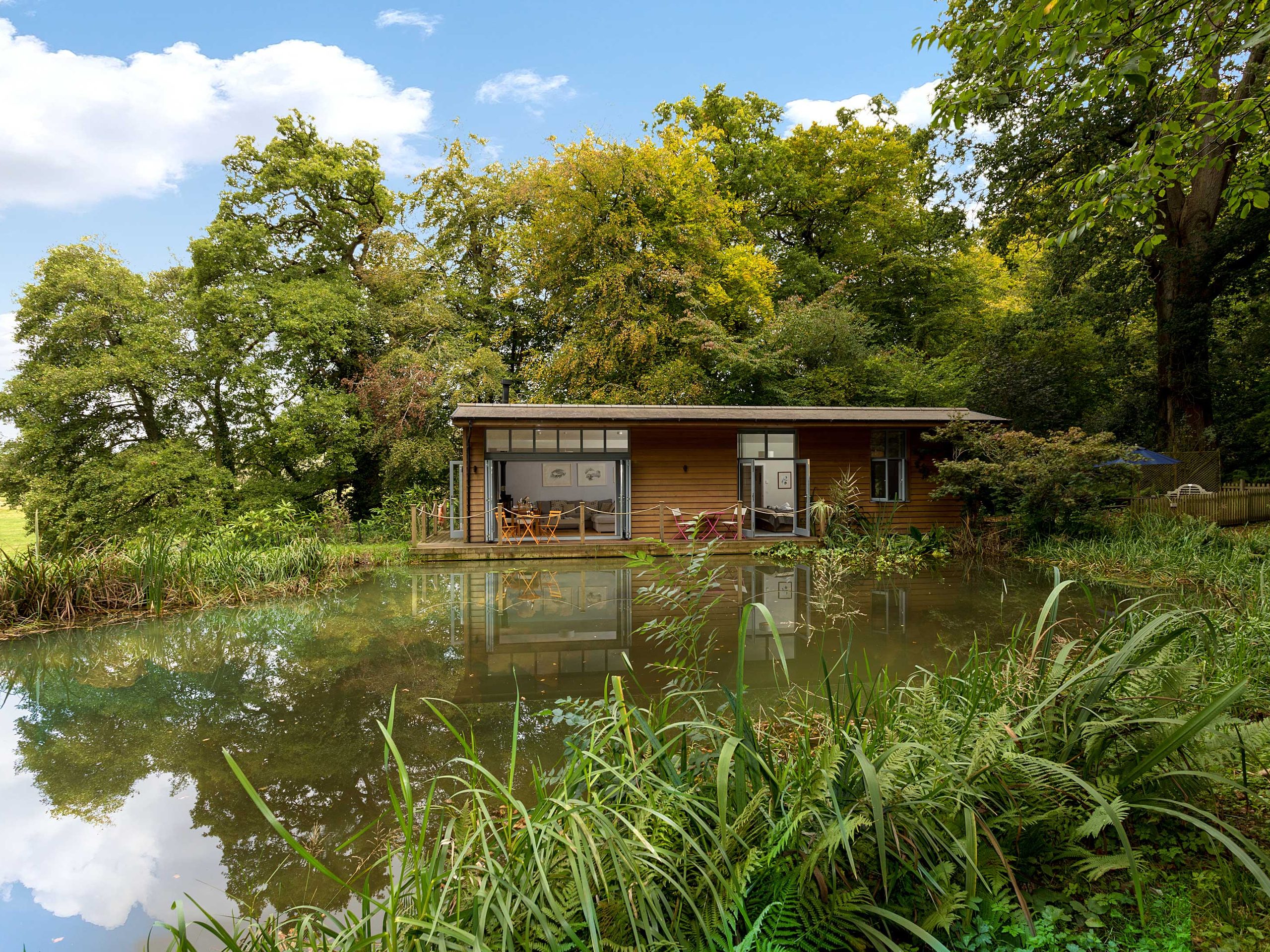 Riverside Lodge