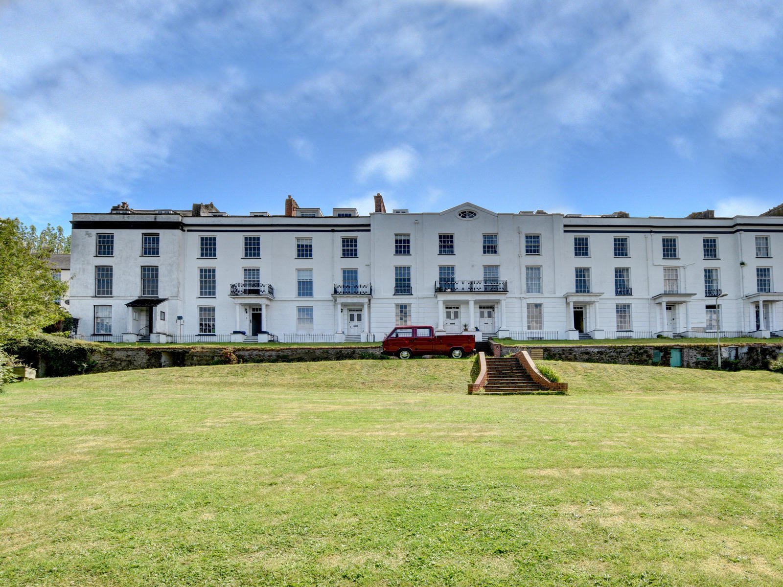 Paramount Bolthole