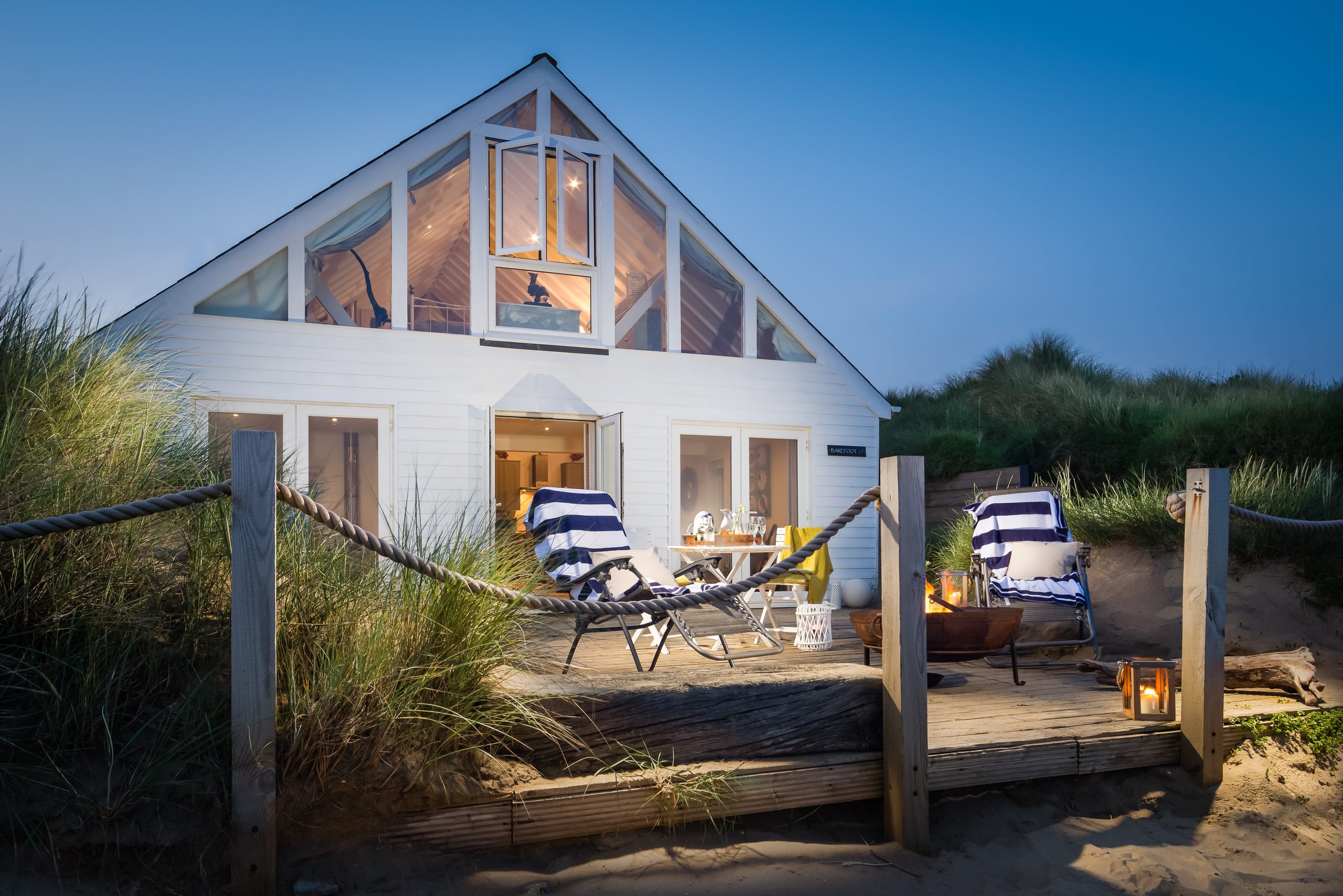 Barefoot Beach House - Image 1