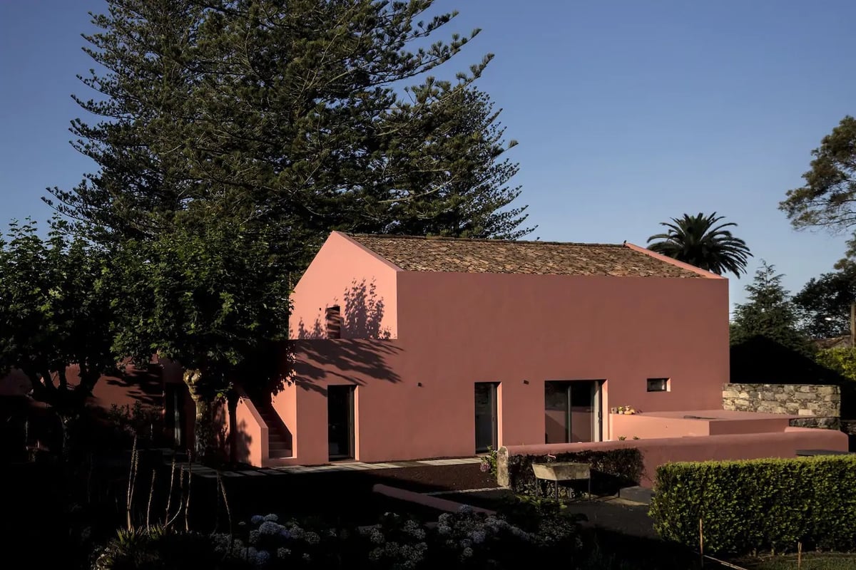 The Pink House Azores