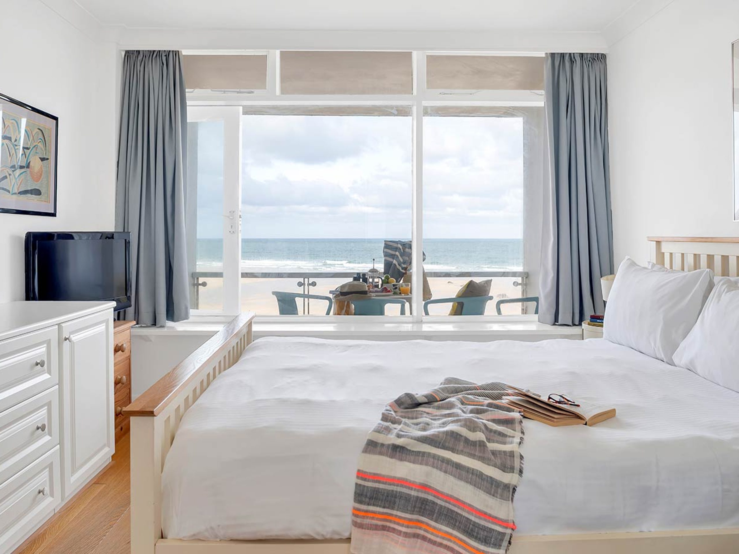 11 Barnaloft