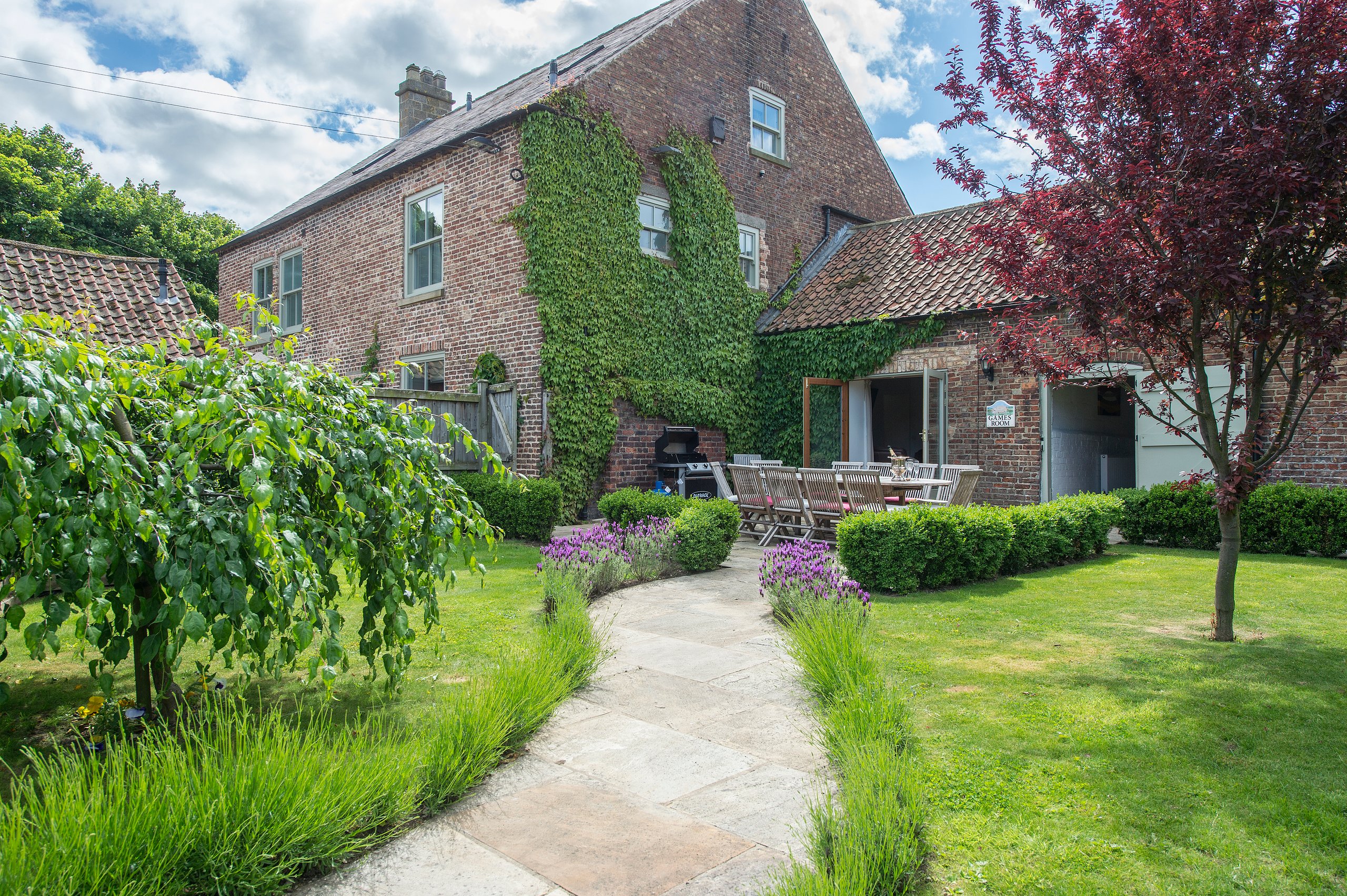 Corner Farm - Image 1