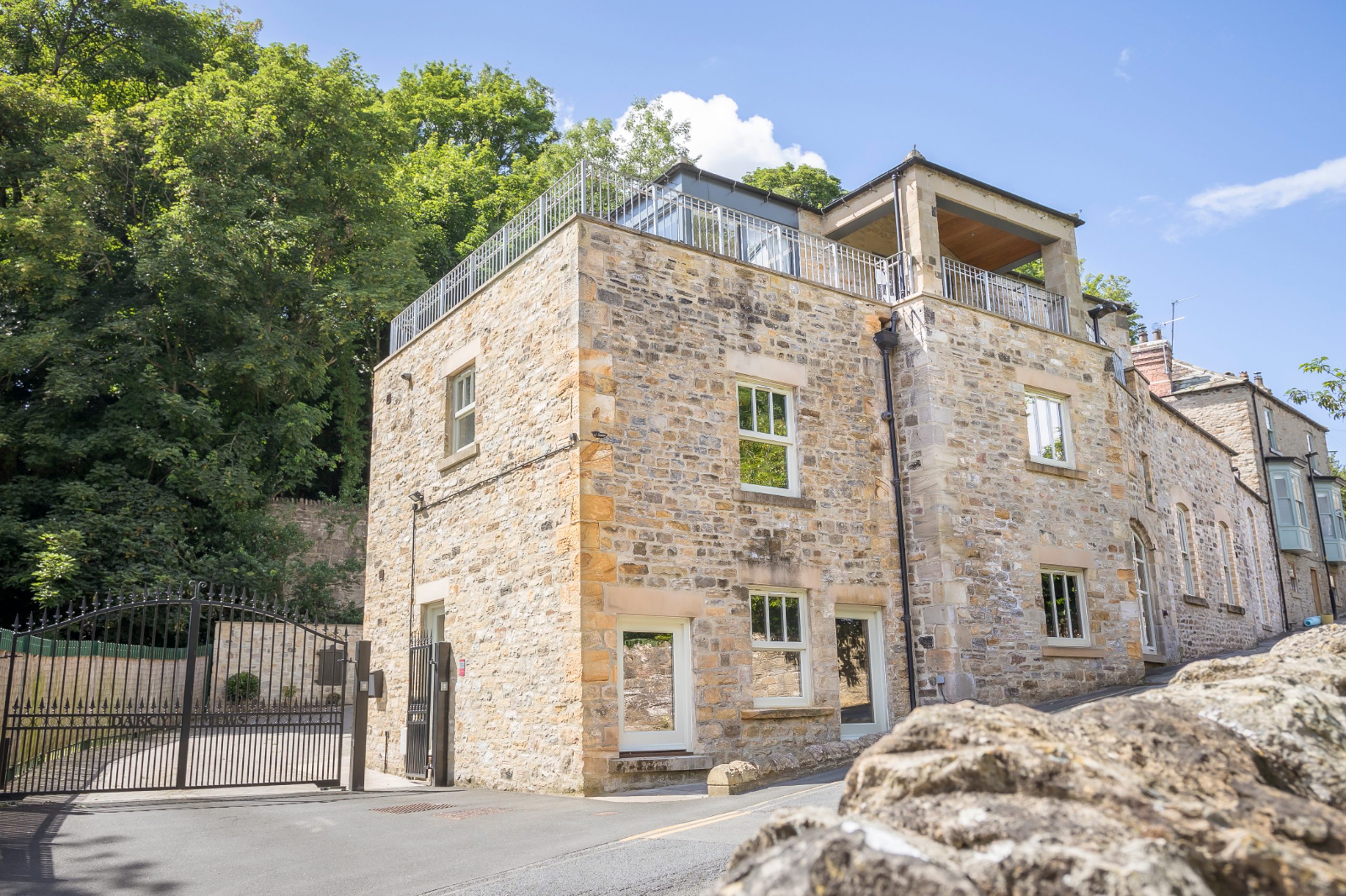 Darcy Mews - Image 1