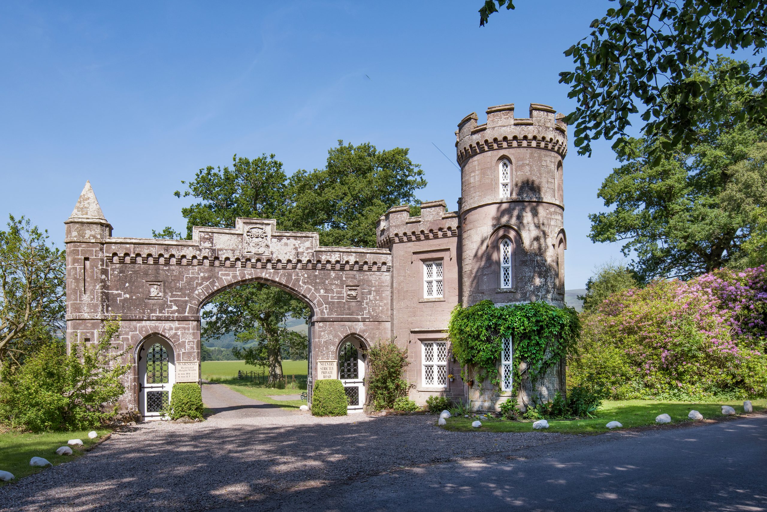 East Gatehouse Lodge - Image 1