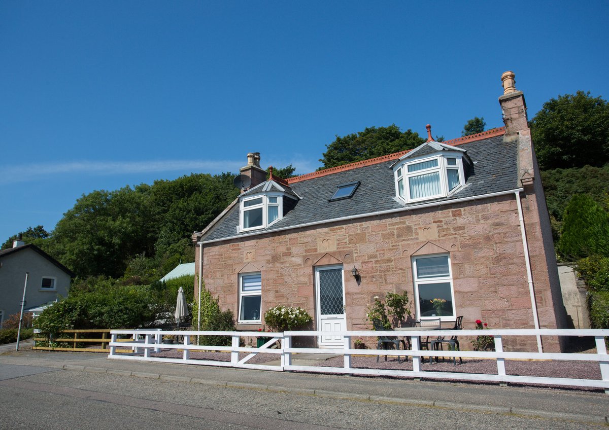 Shore View Cottage