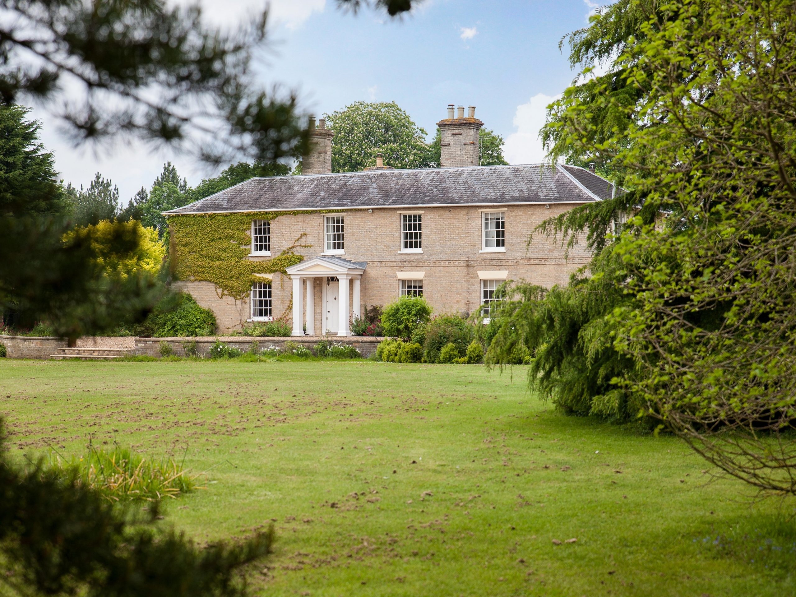 Vicarage House