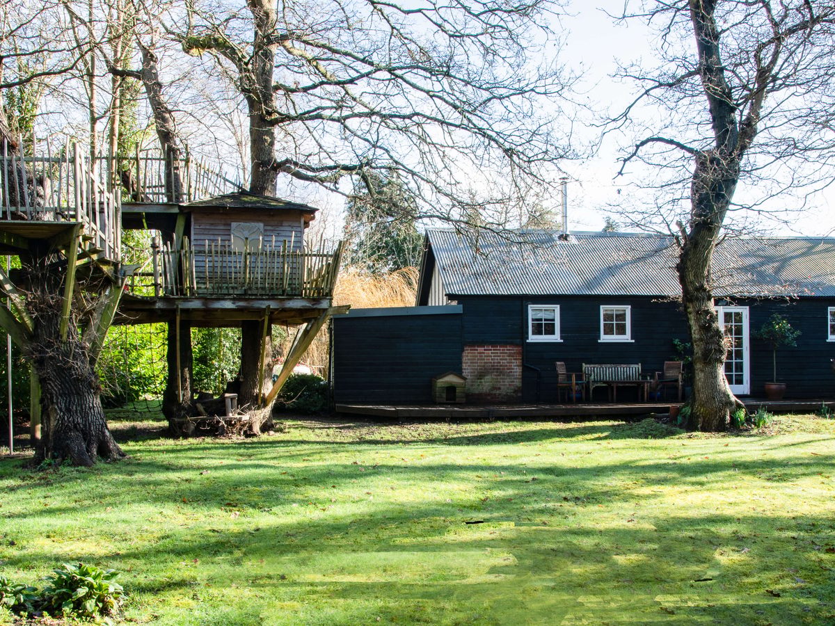 Treehouse Cottage