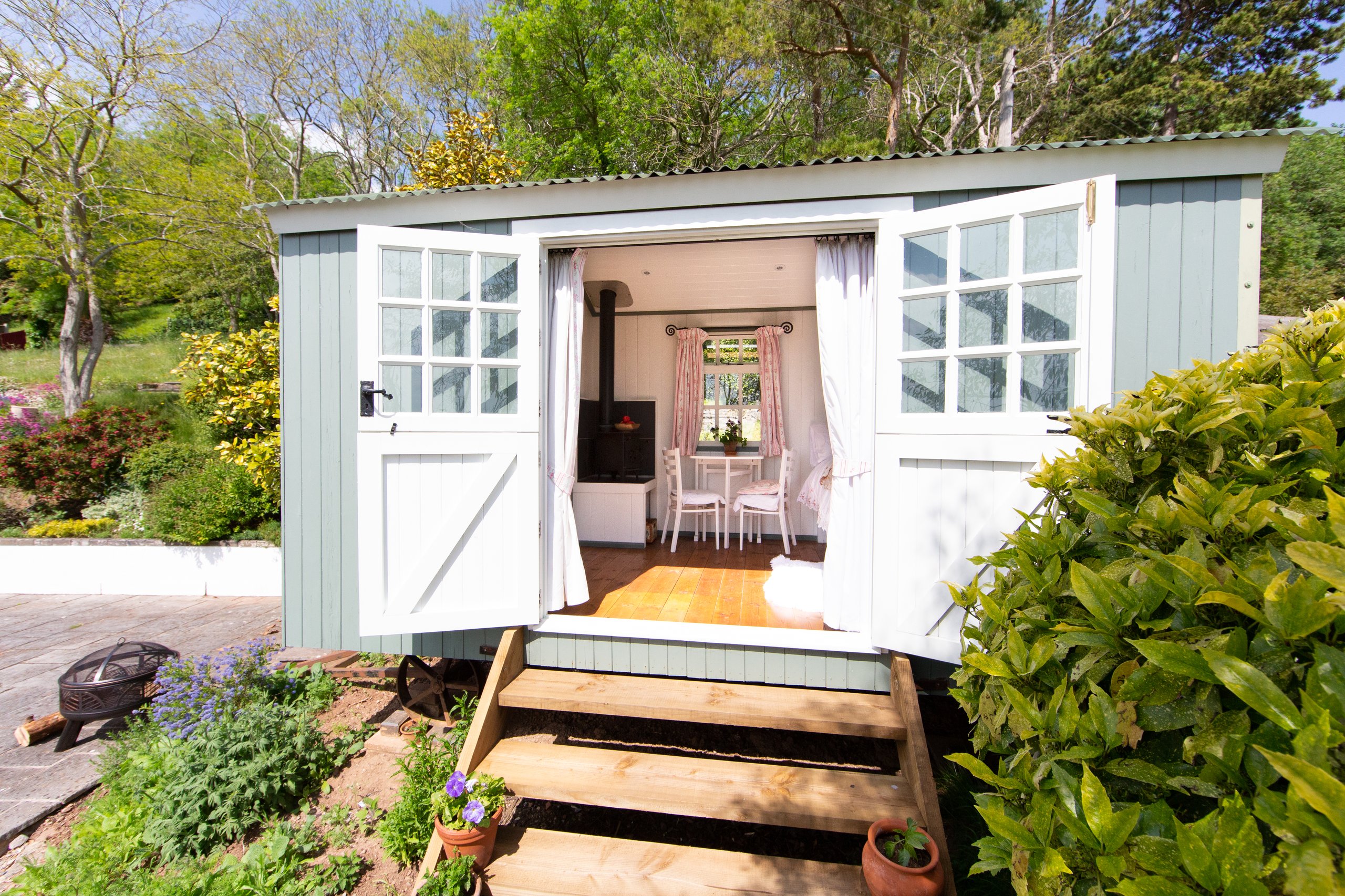 Peak Barn Shepherds Hut