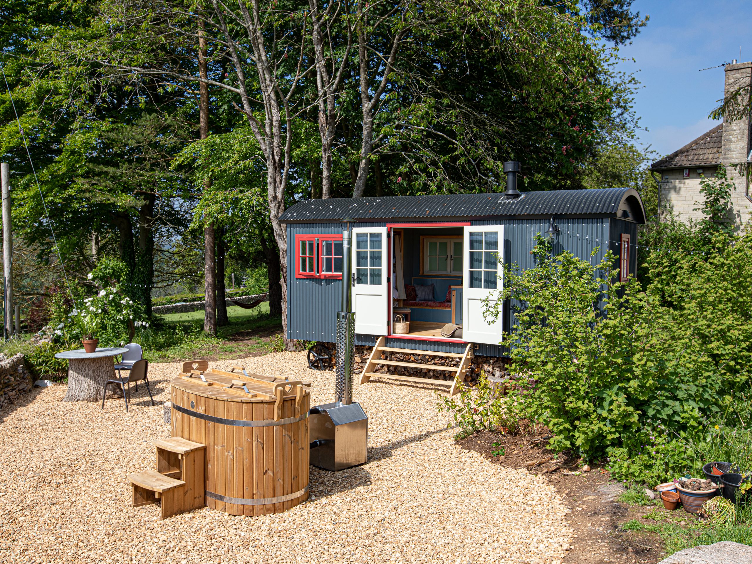 Hill House Shepherds Huts