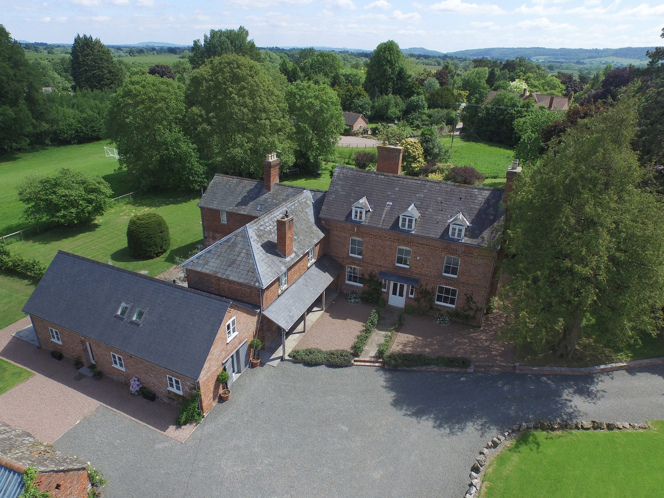 Monnington House