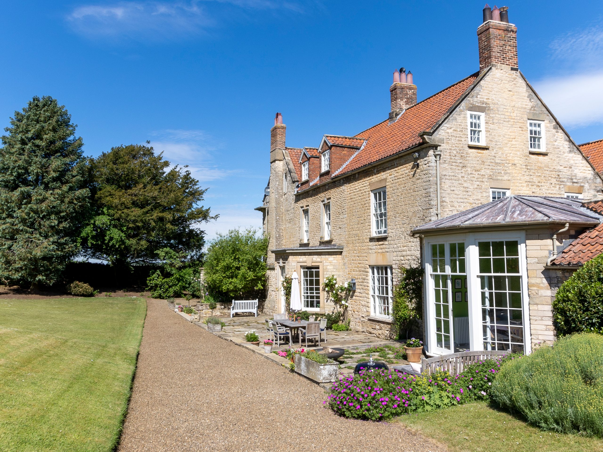 The Country House Westow