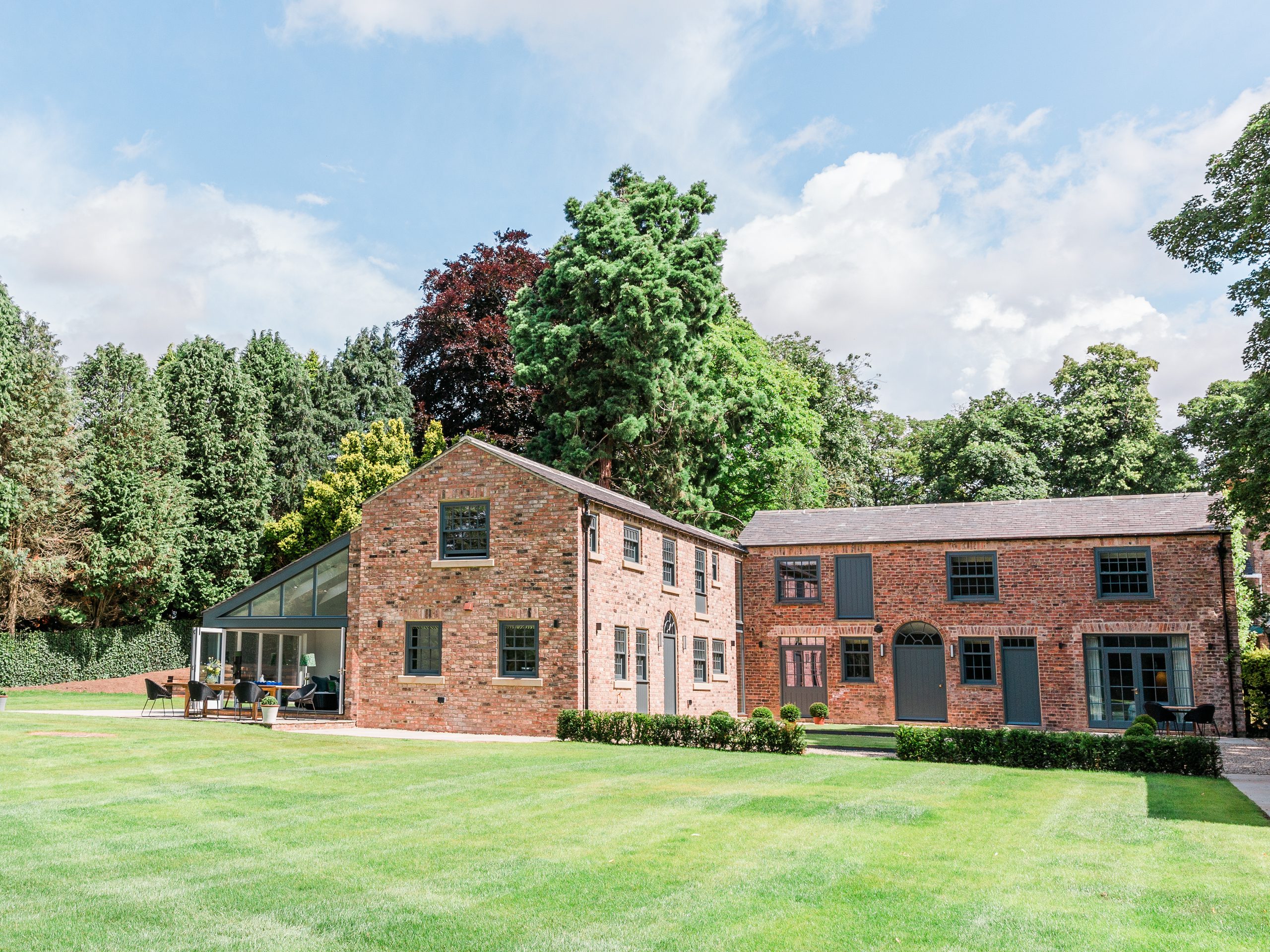 The Coach House & The Stables
