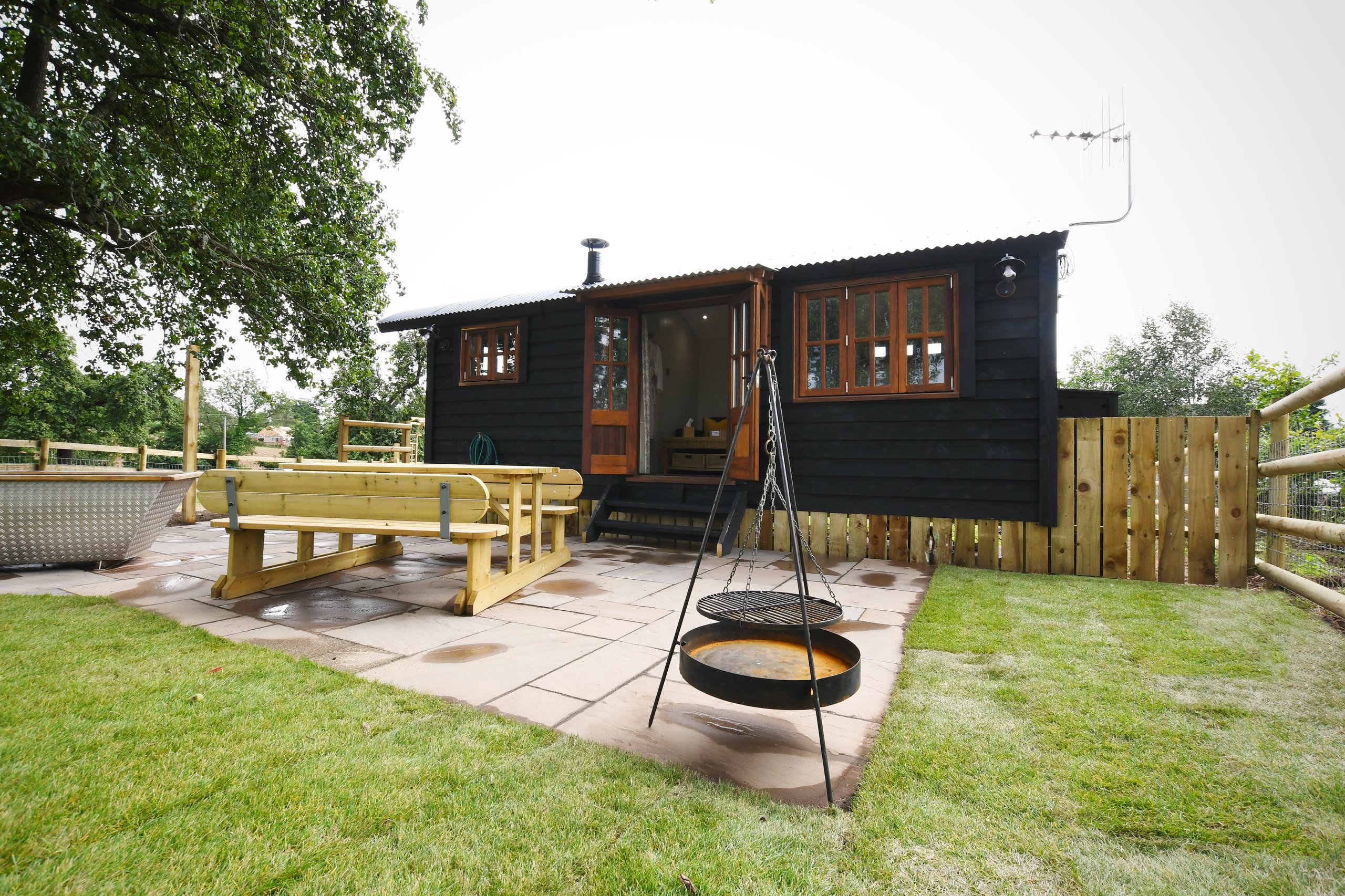 The Hideaway Hut