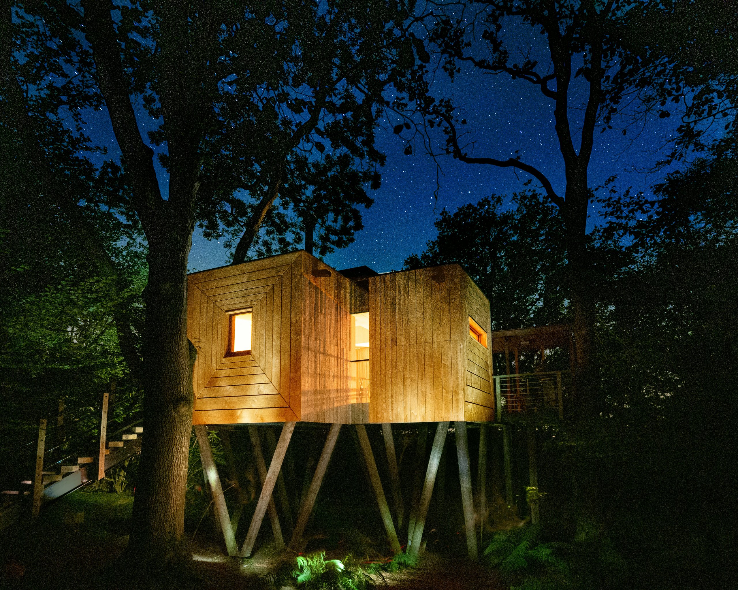 Pinwheel Treehouse - Image 1