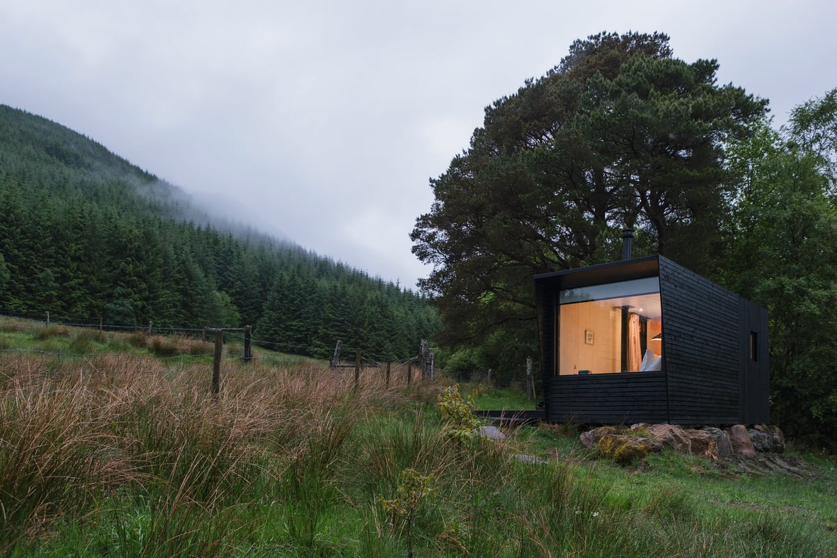 Lux Compact Cabin