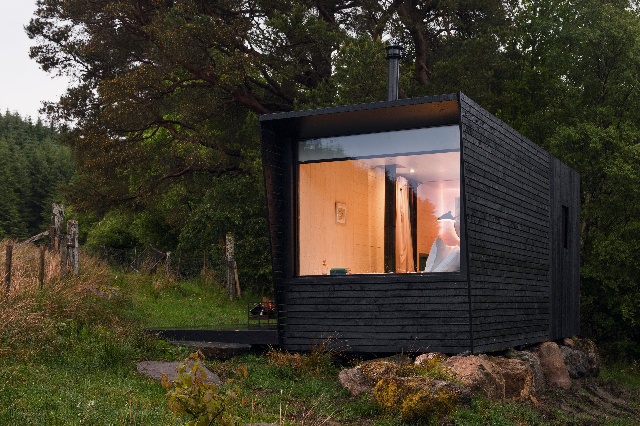 Lux Compact Cabin
