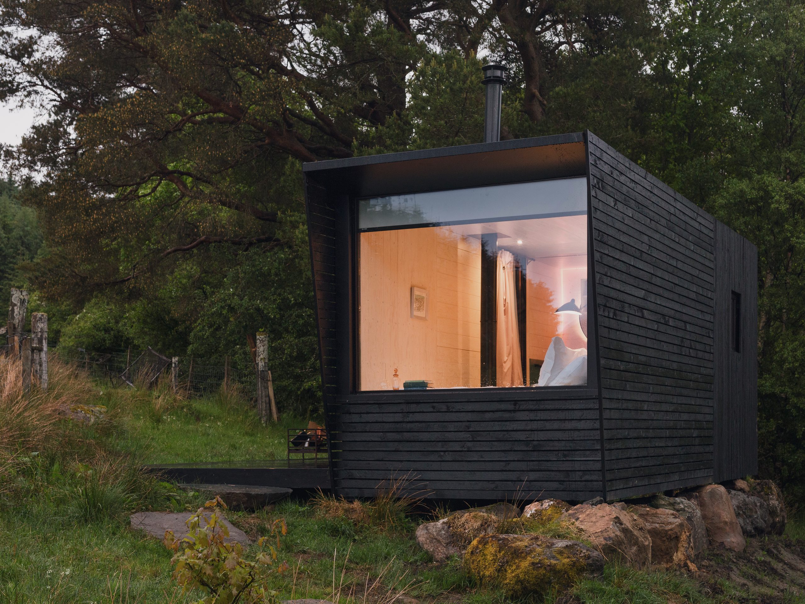 Lux Compact Cabin