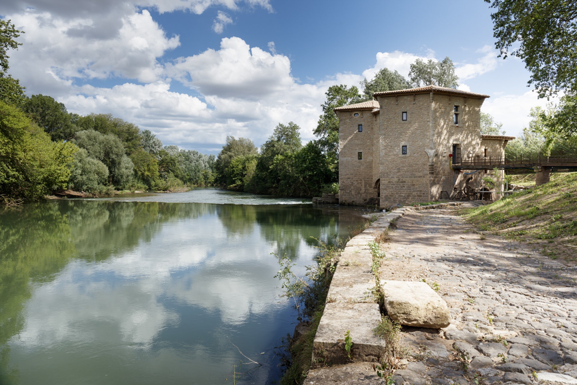 Moulin De La Peche - Image 1