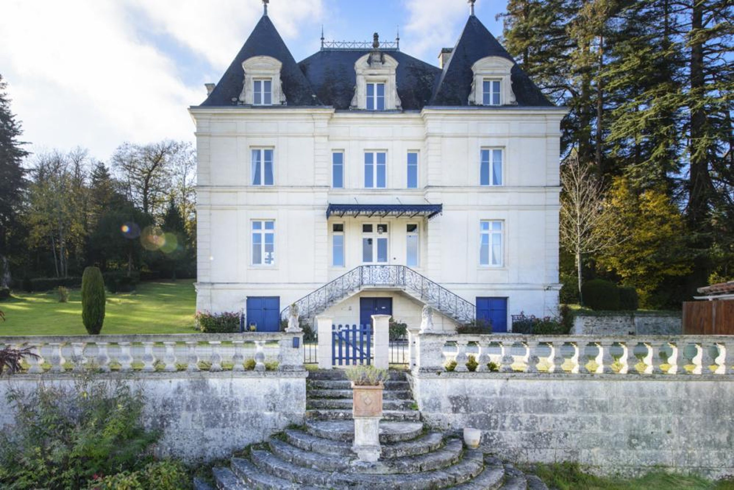Chateau Du Mas - Image 1
