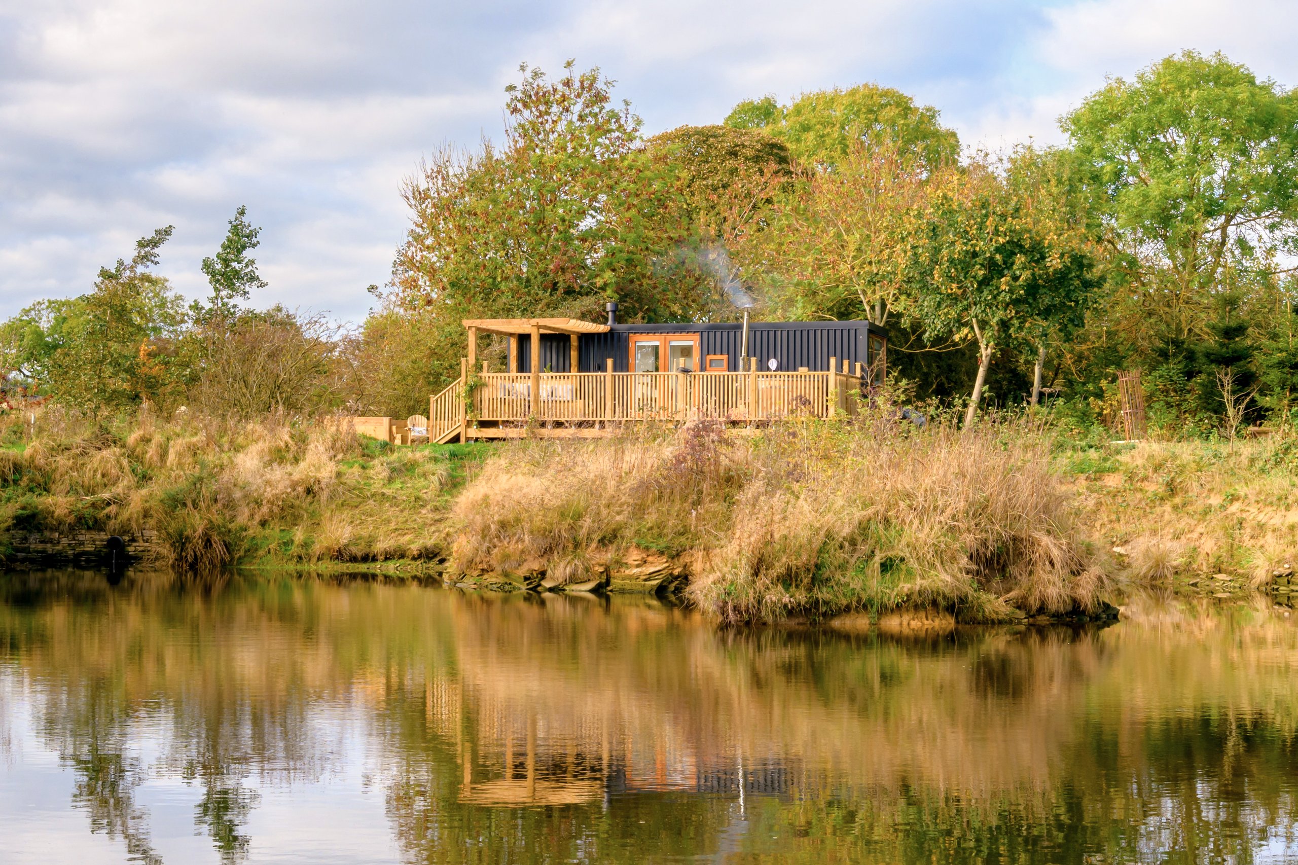 The Duck Pond Cabin - East Farm Glamping