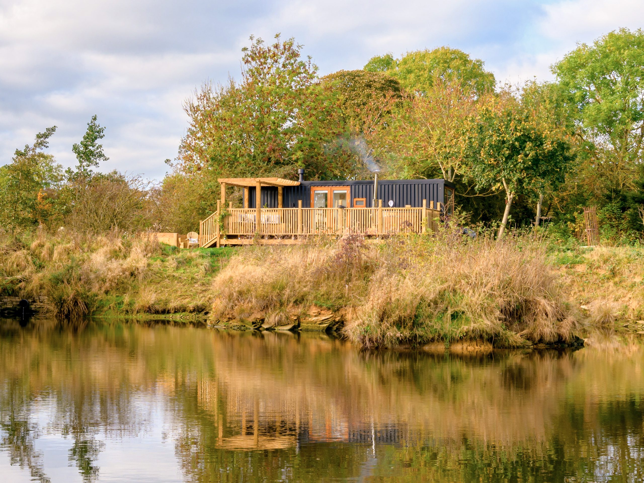 The Duck Pond Cabin - East Farm Glamping