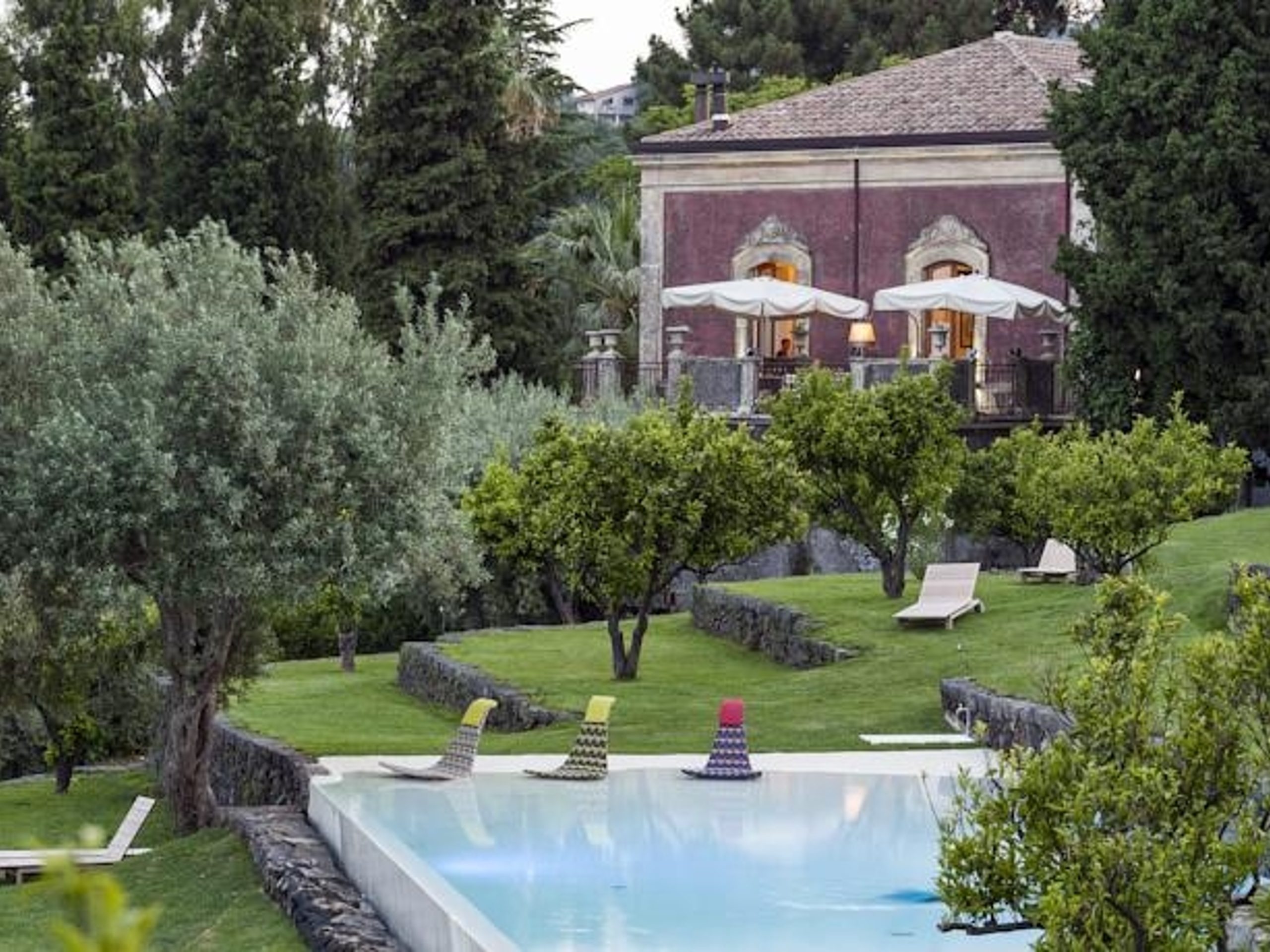 Monaci Delle Terre Nere