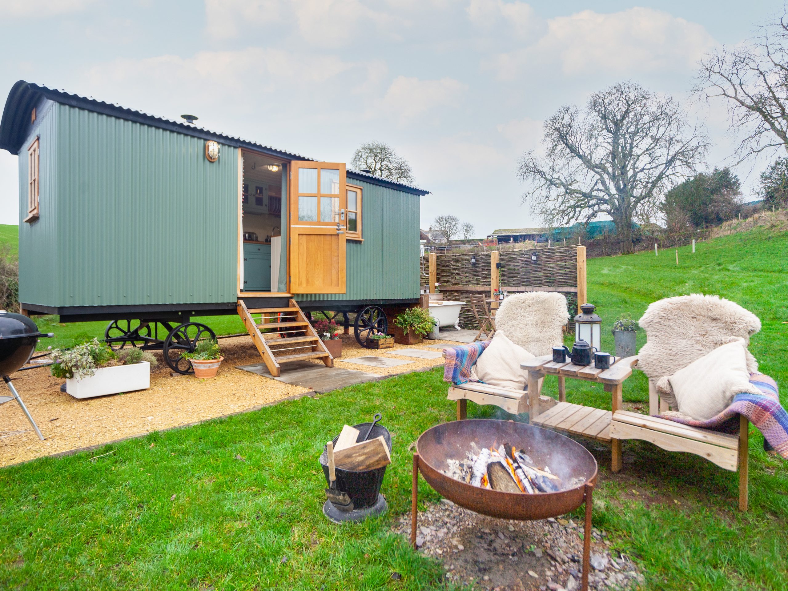 The Hurdlemaker's Hut
