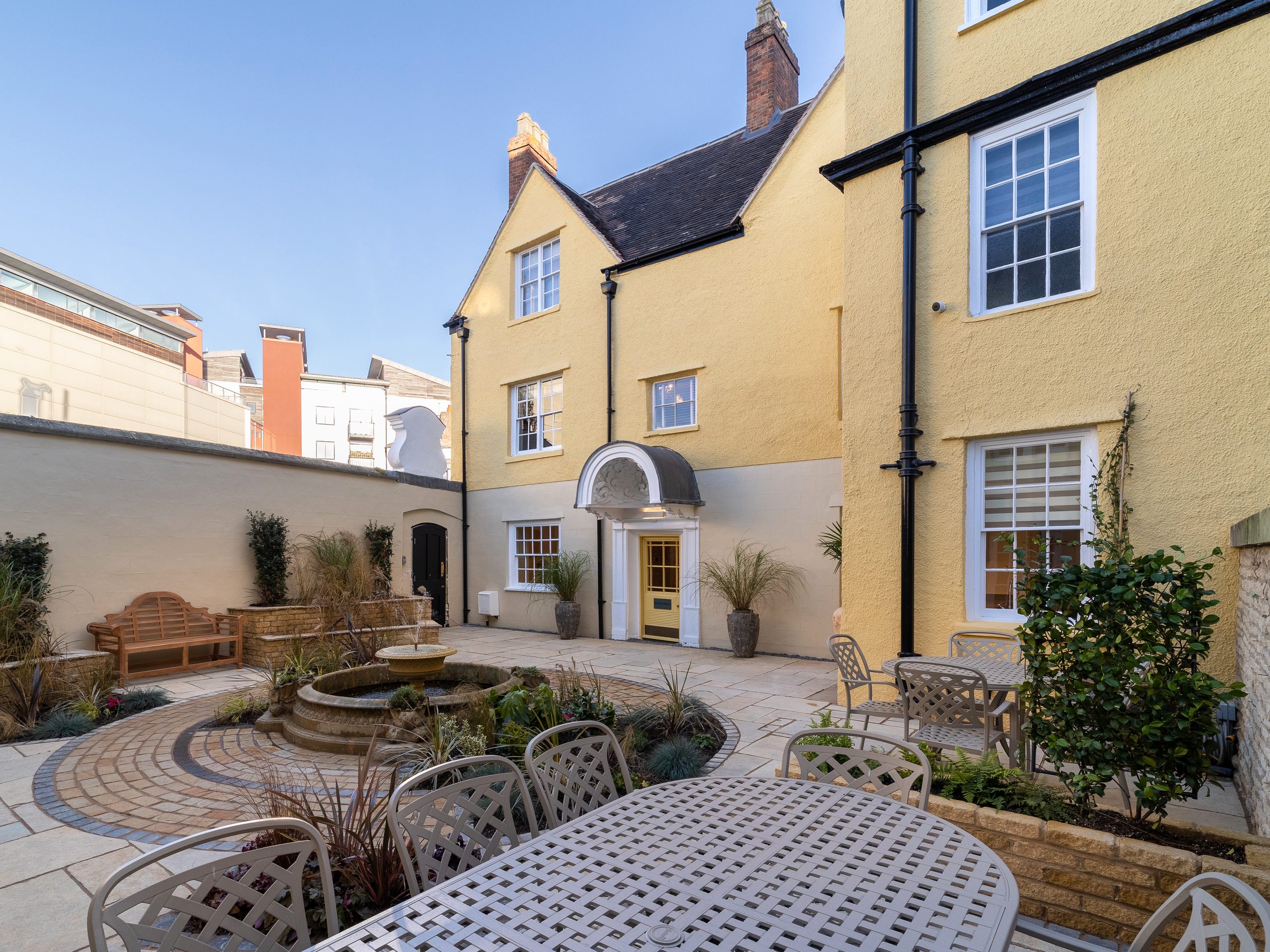 Greyfriars Hideaway