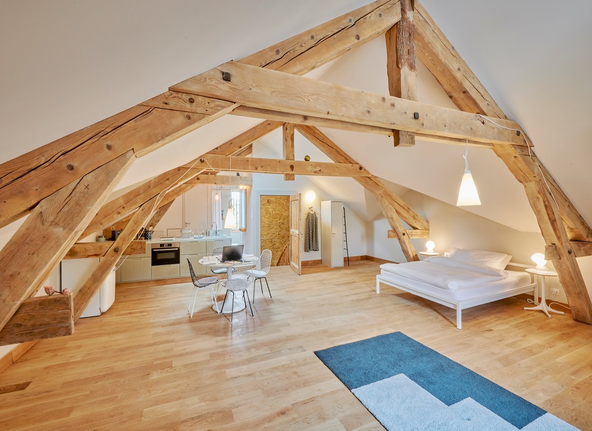 Ecurie Sud Apartments