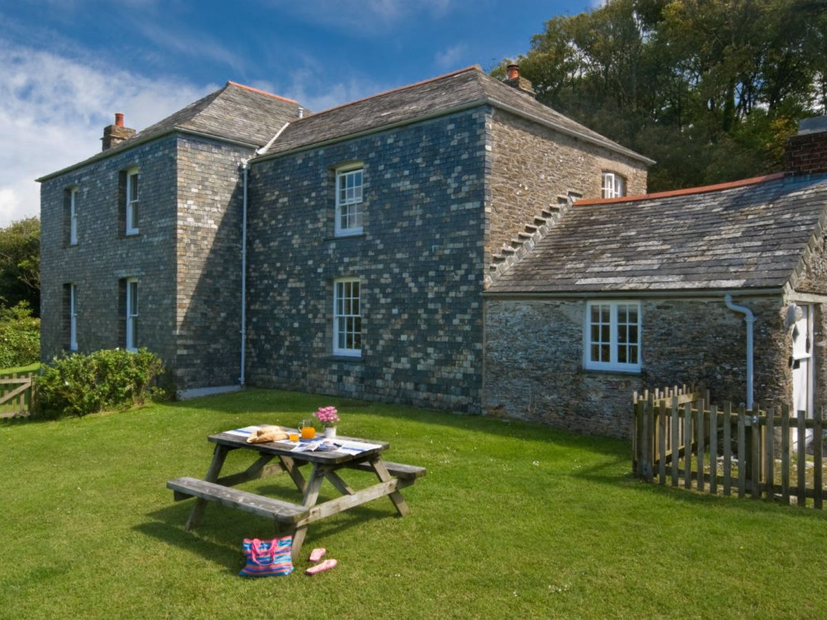 Lansallos Old House