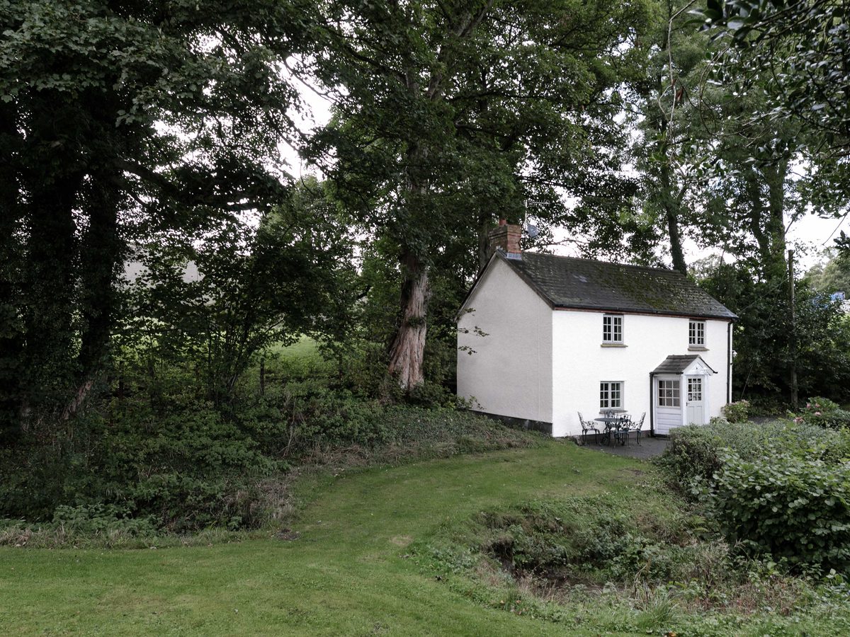 Highbrook Cottage