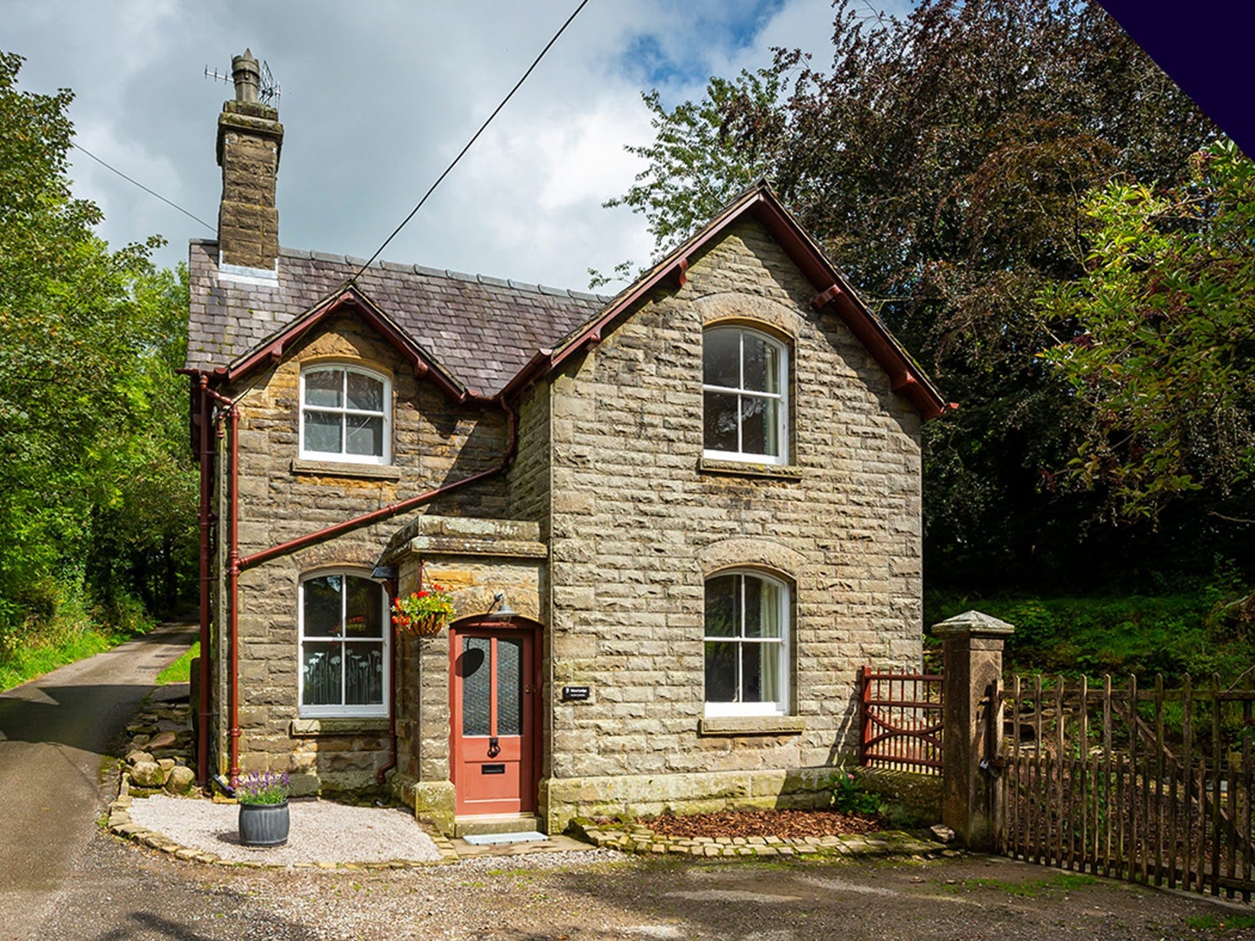 Lyme West Lodge