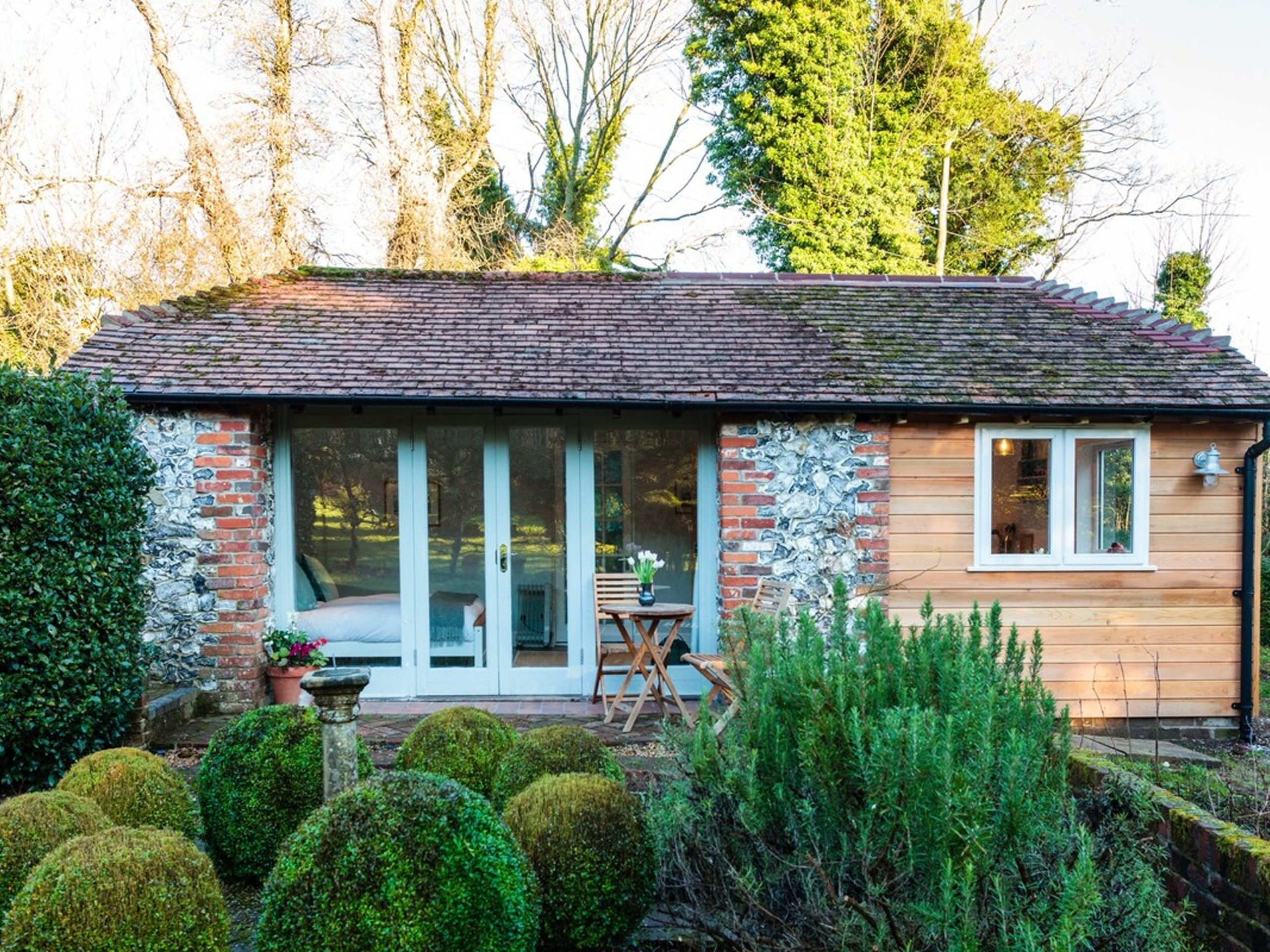 Flintstone Cottage