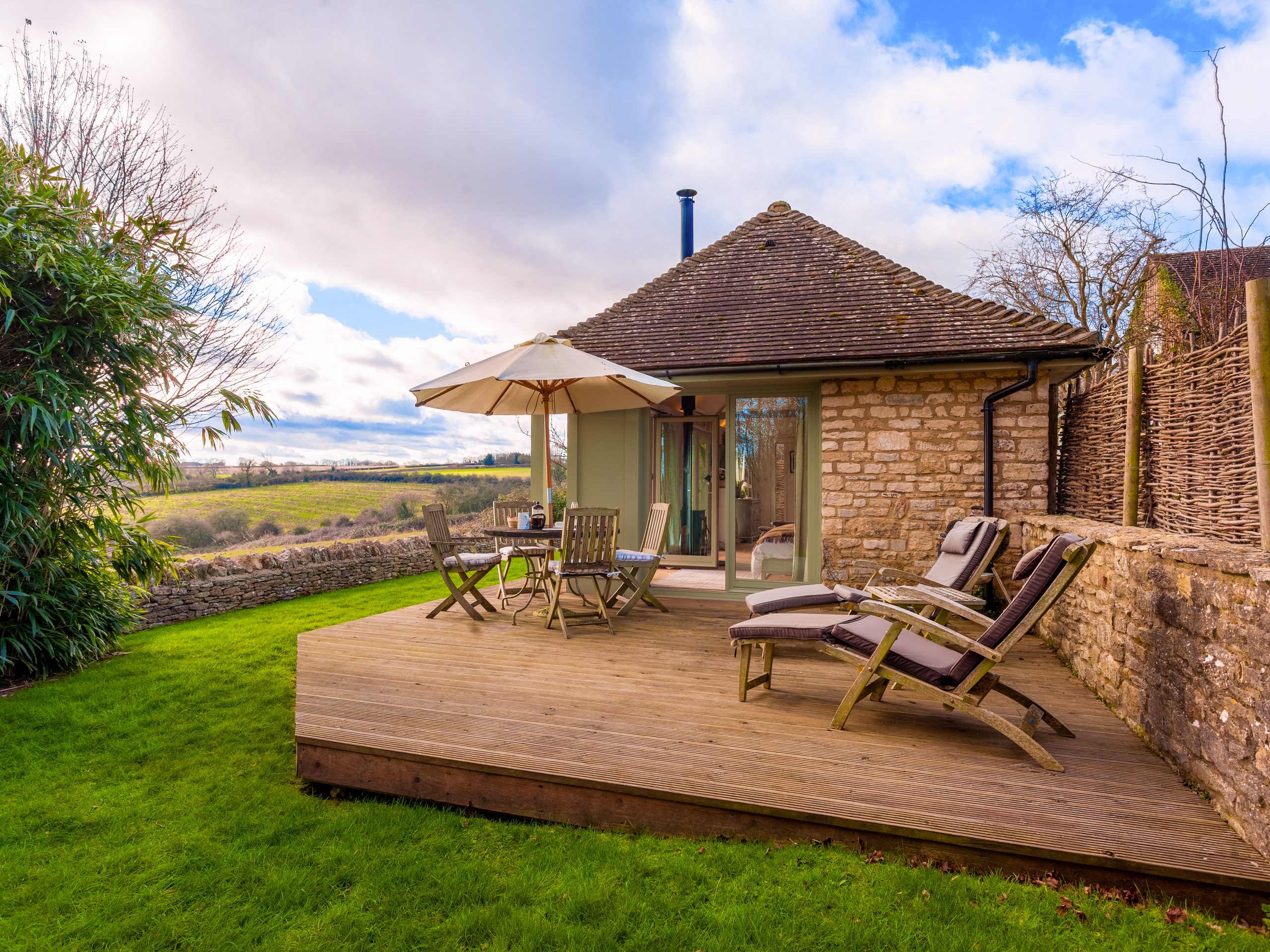 Cotswolds Pavilion