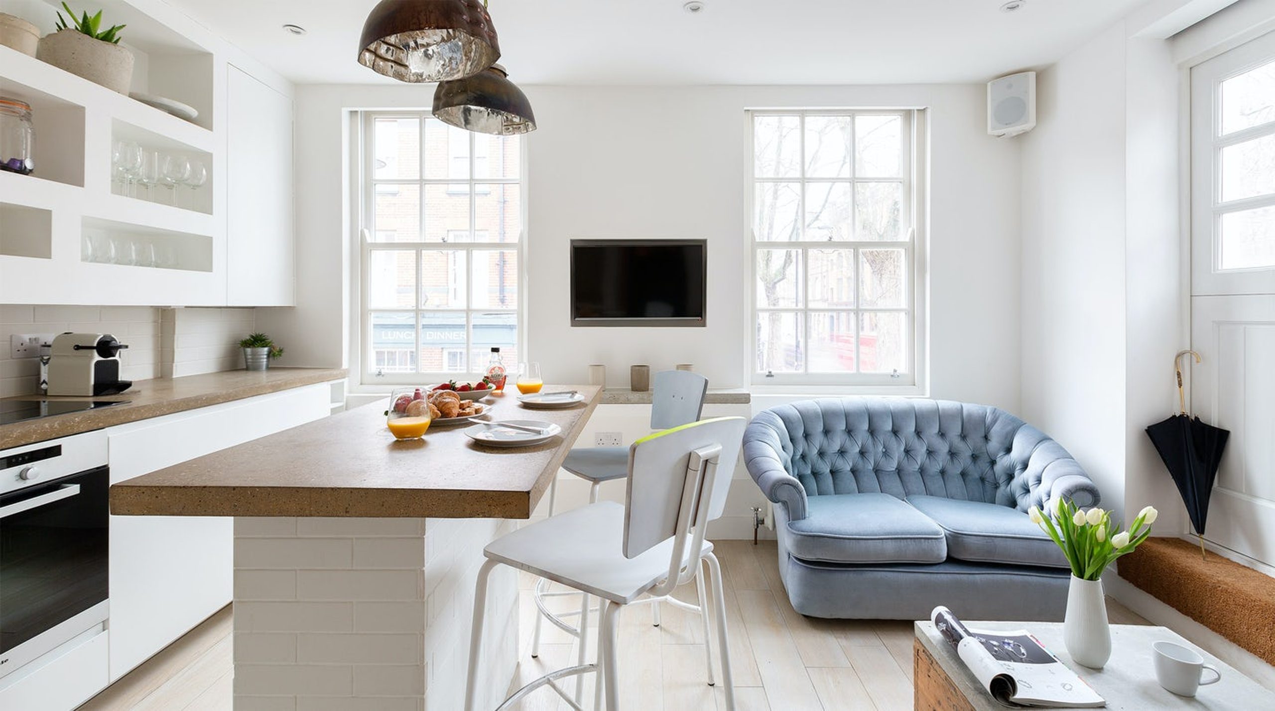Exmouth Market Apartment - Image 1