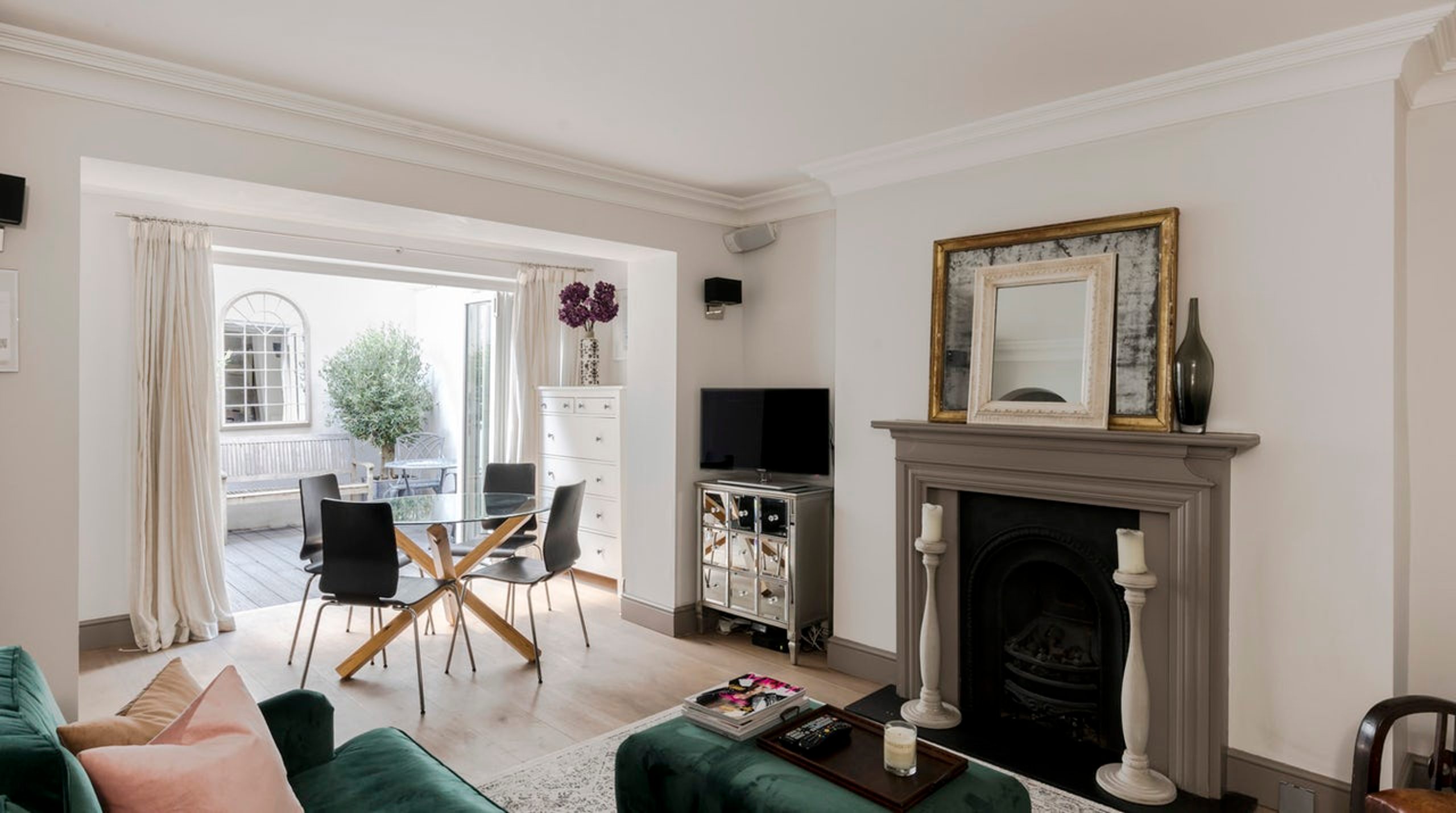 The Kensington Oasis - Image 1