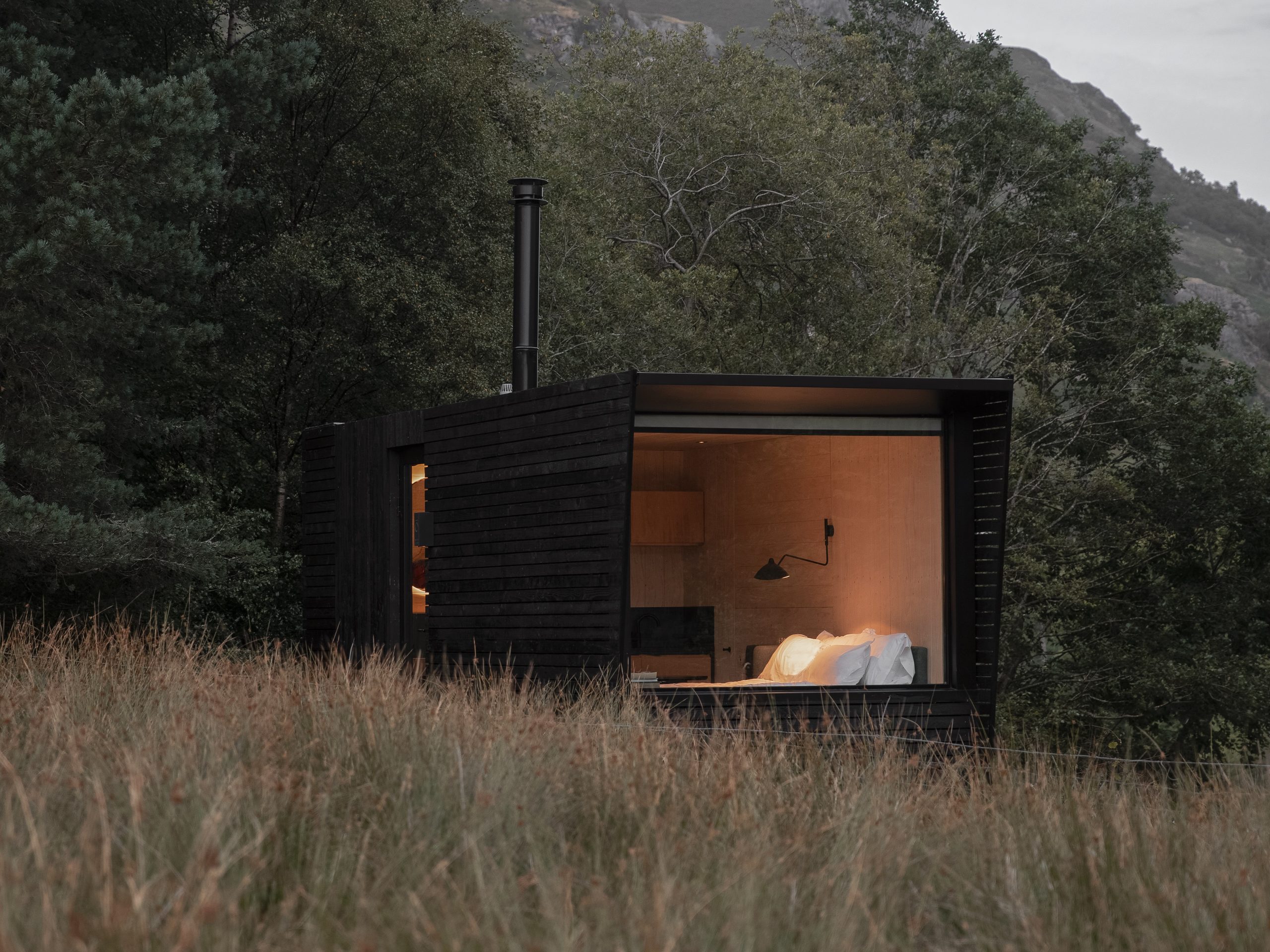 Lux Compact Cabin
