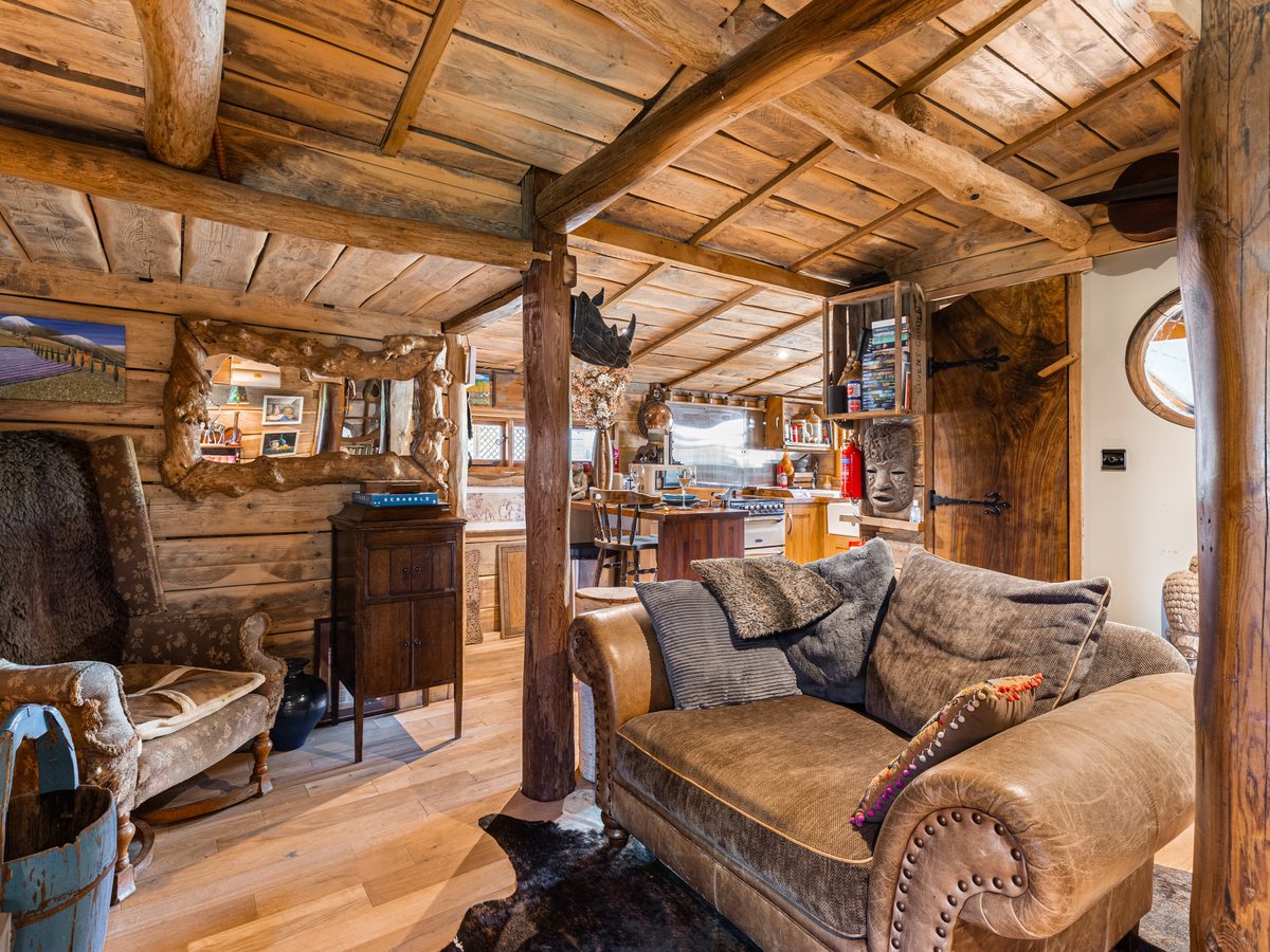 Jungle Cabin