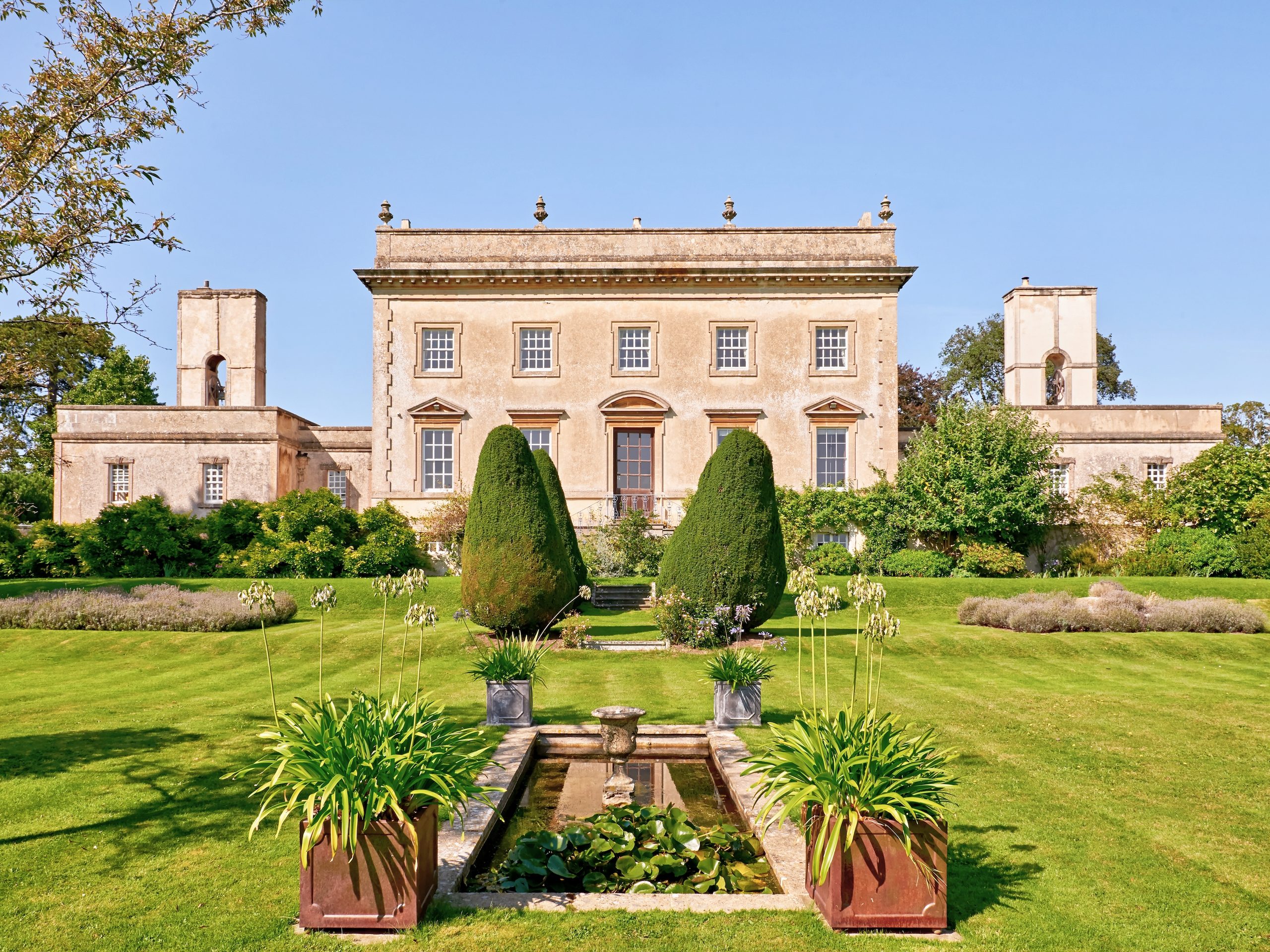 Frampton Court