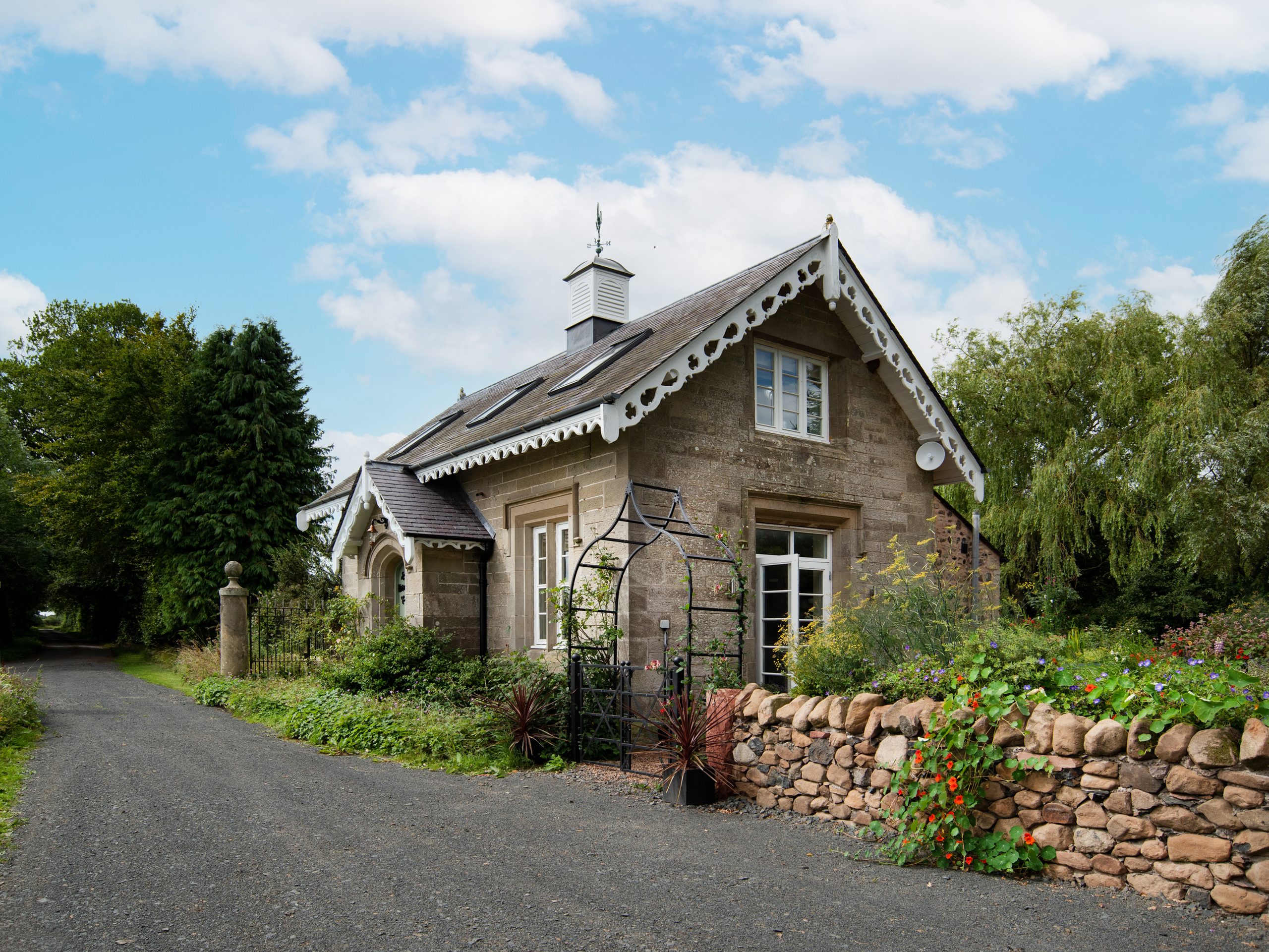 Rowchester West Lodge