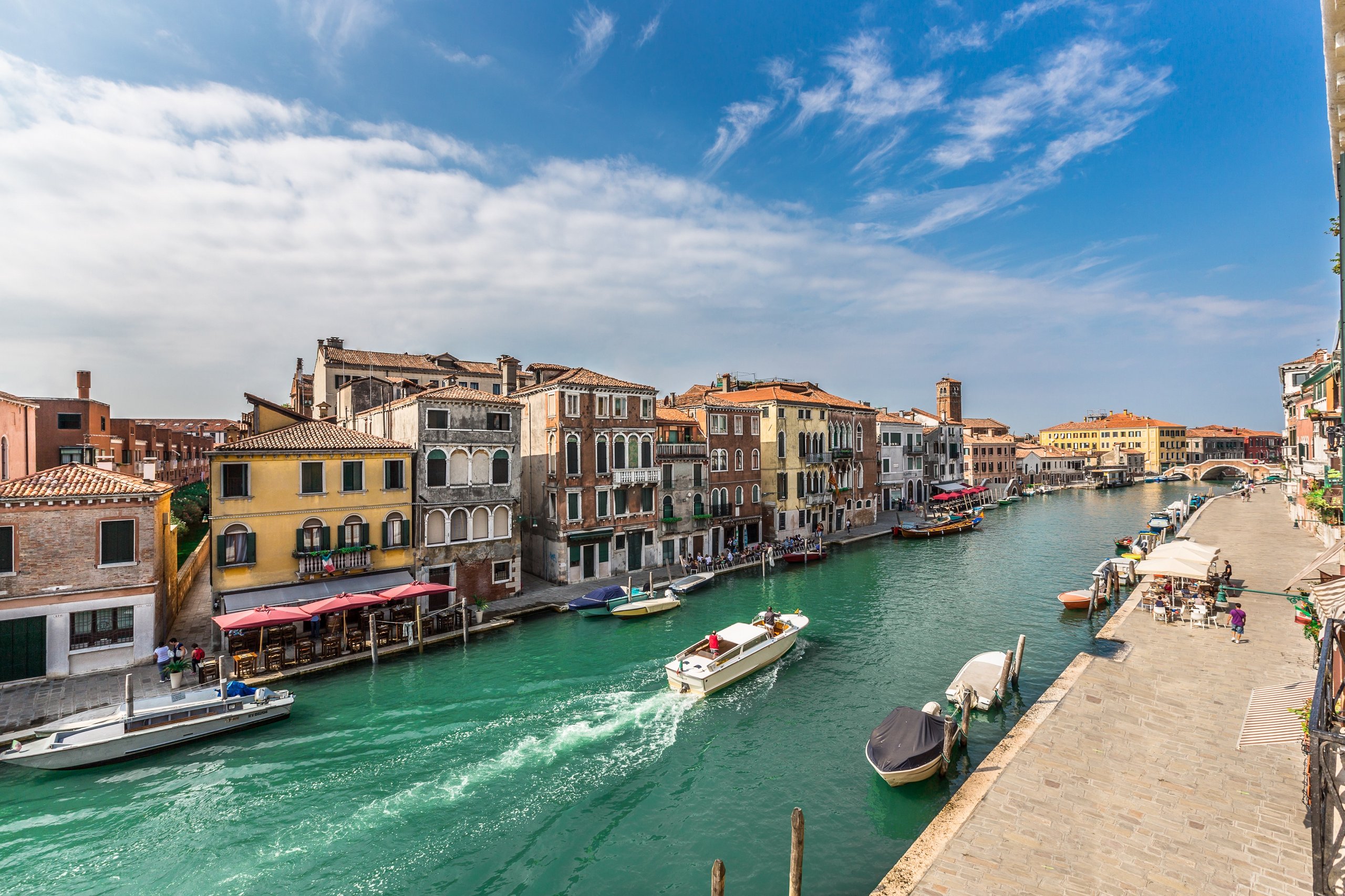 Palazzina Canal Apartment