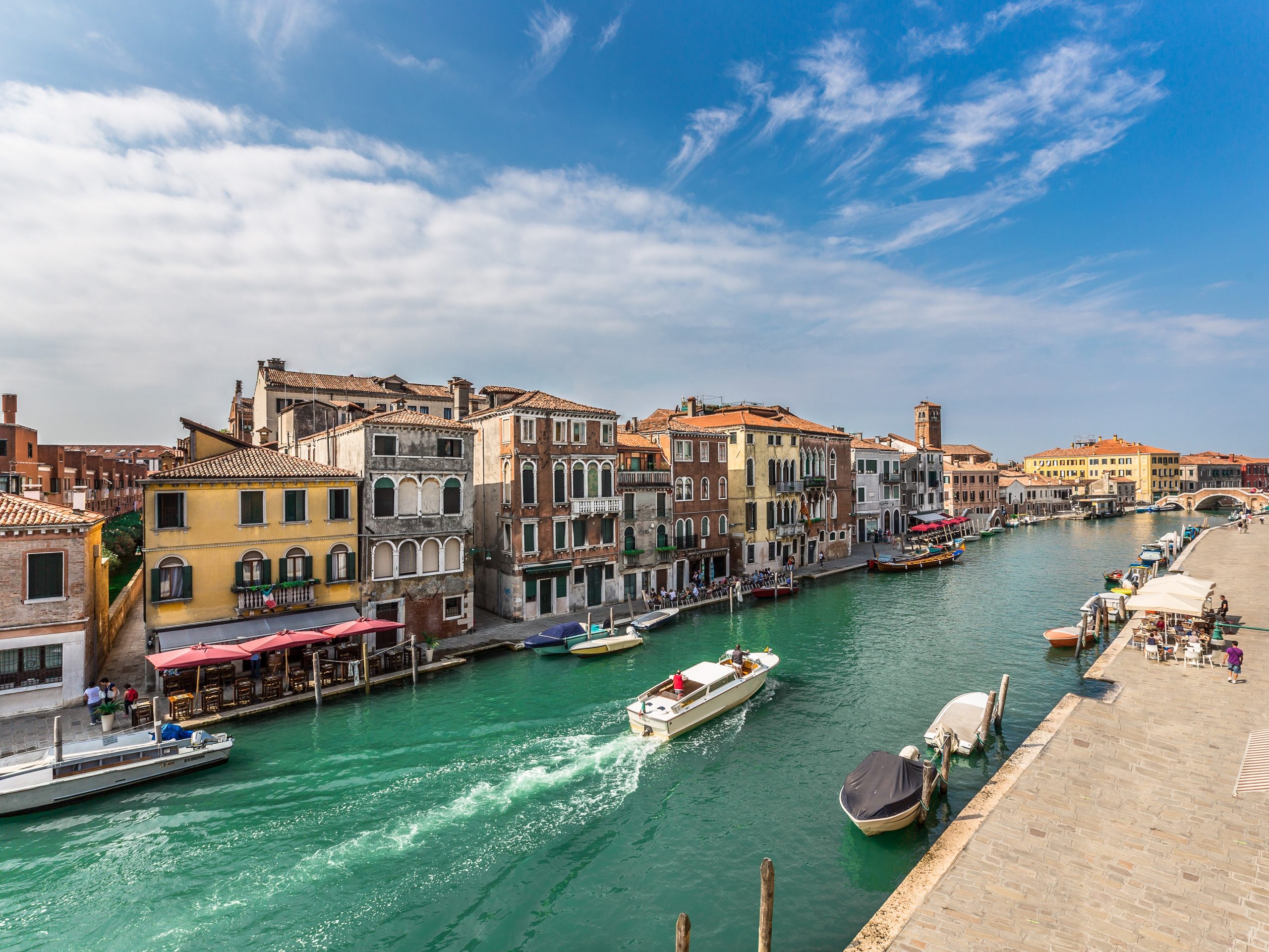 Palazzina Canal Apartment