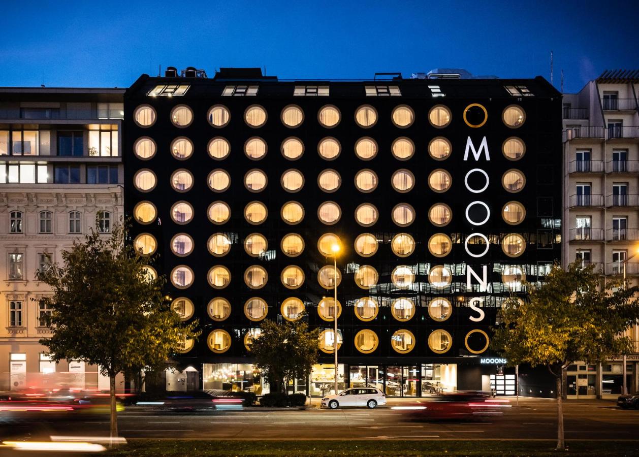 Mooons Vienna