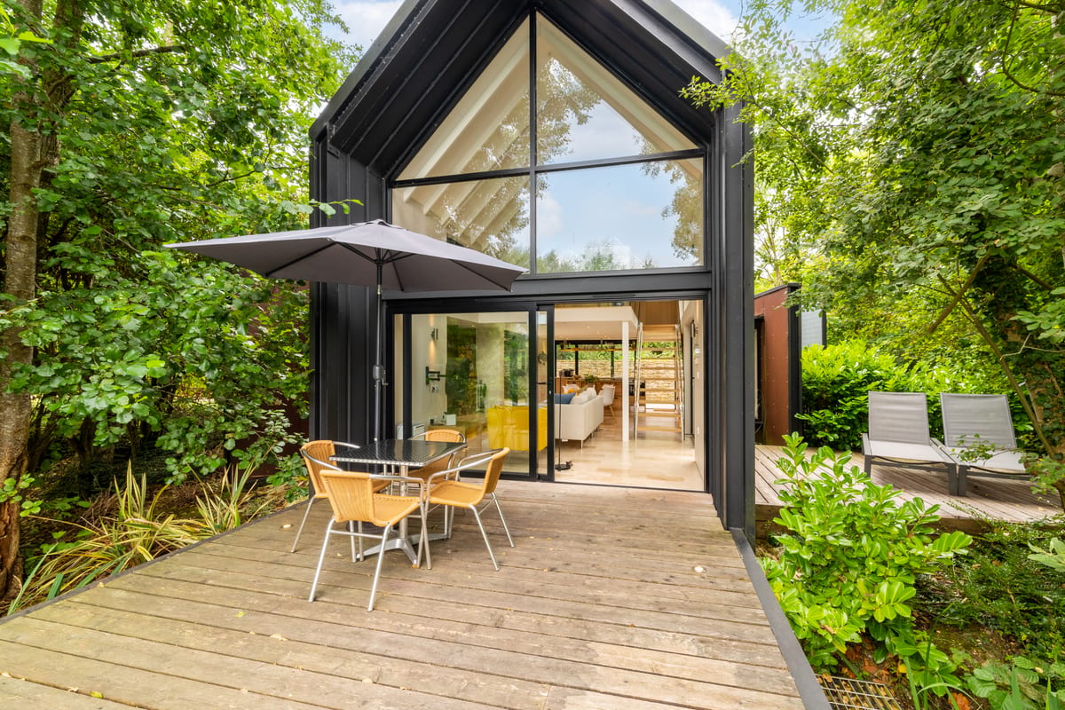 Waterlily Lodge - Image 1