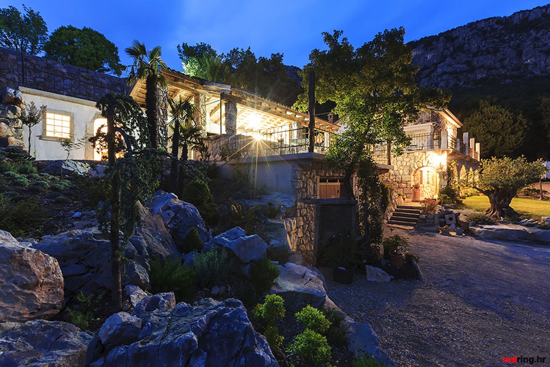Mirabilis House