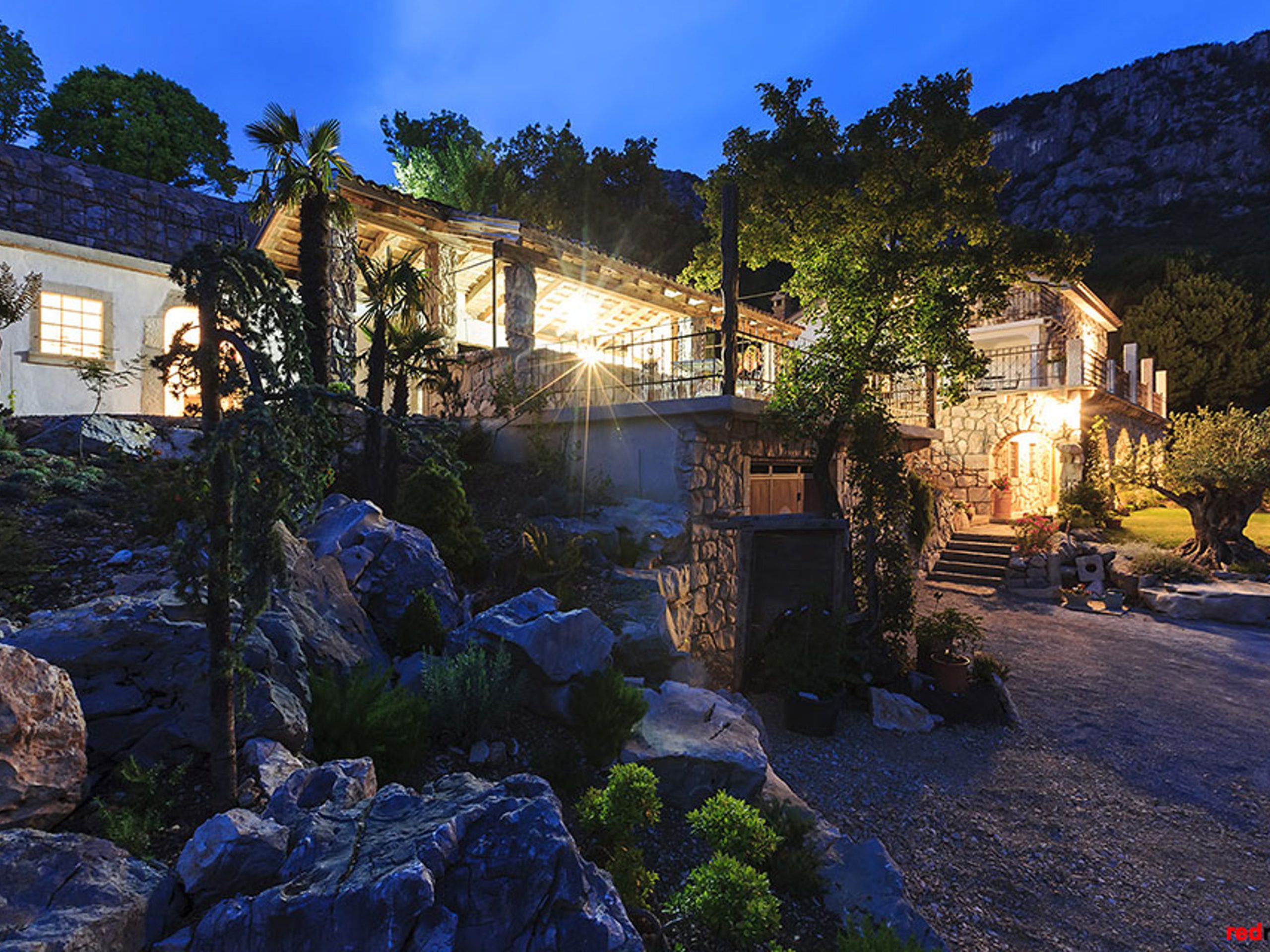 Mirabilis House