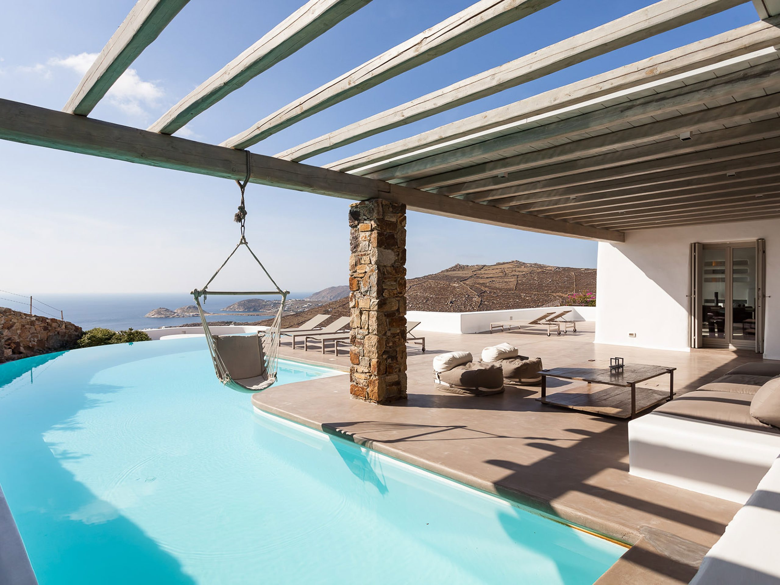 Villa Atlantis